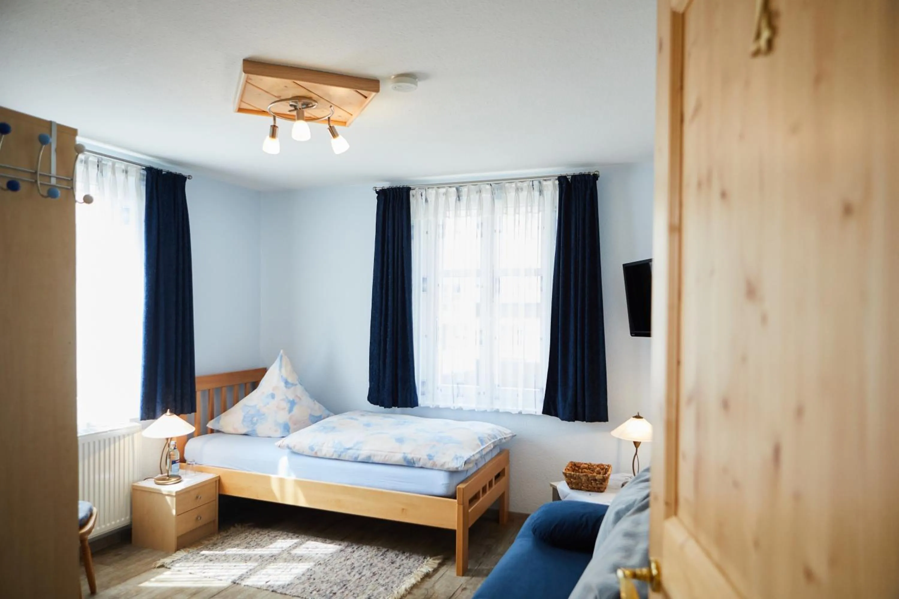 Photo of the whole room, Bed in Gasthof & Pension Steppacher