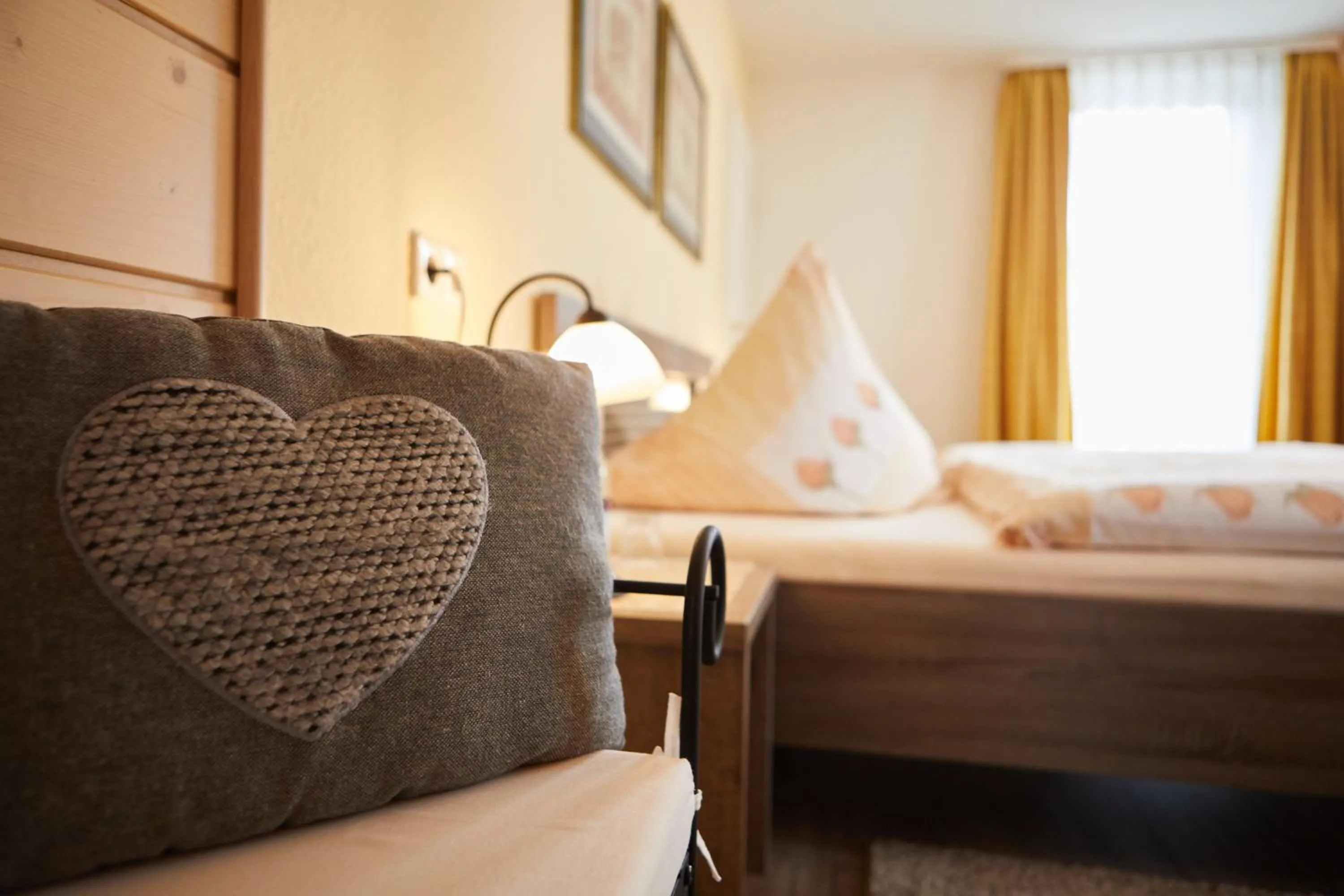Photo of the whole room, Bed in Gasthof & Pension Steppacher