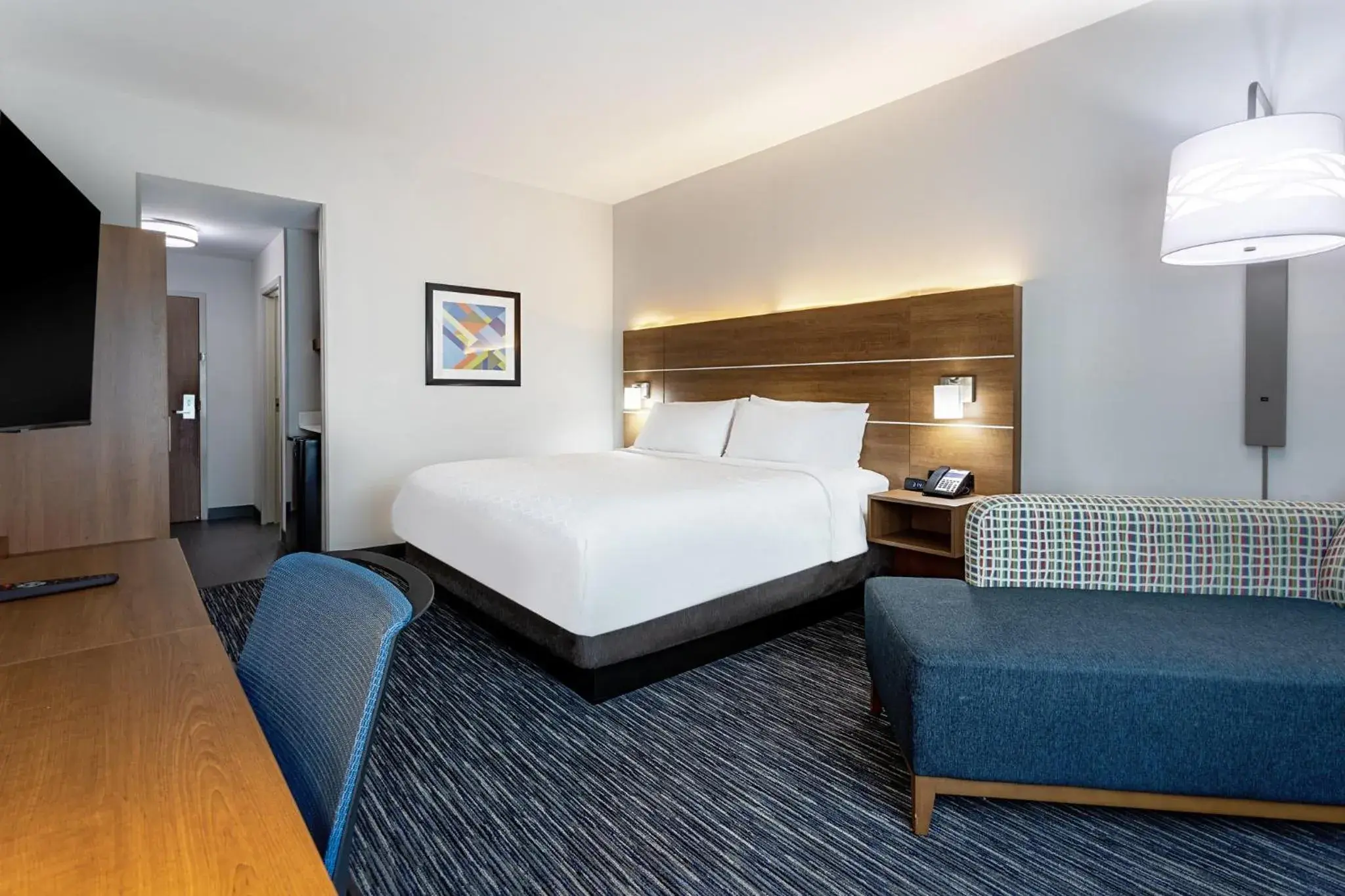 King Room - Hearing Accessible in Holiday Inn Express & Suites - Miramar by IHG King Room - Hearing Accessible in Holiday Inn Express & Suites - Miramar by IHG