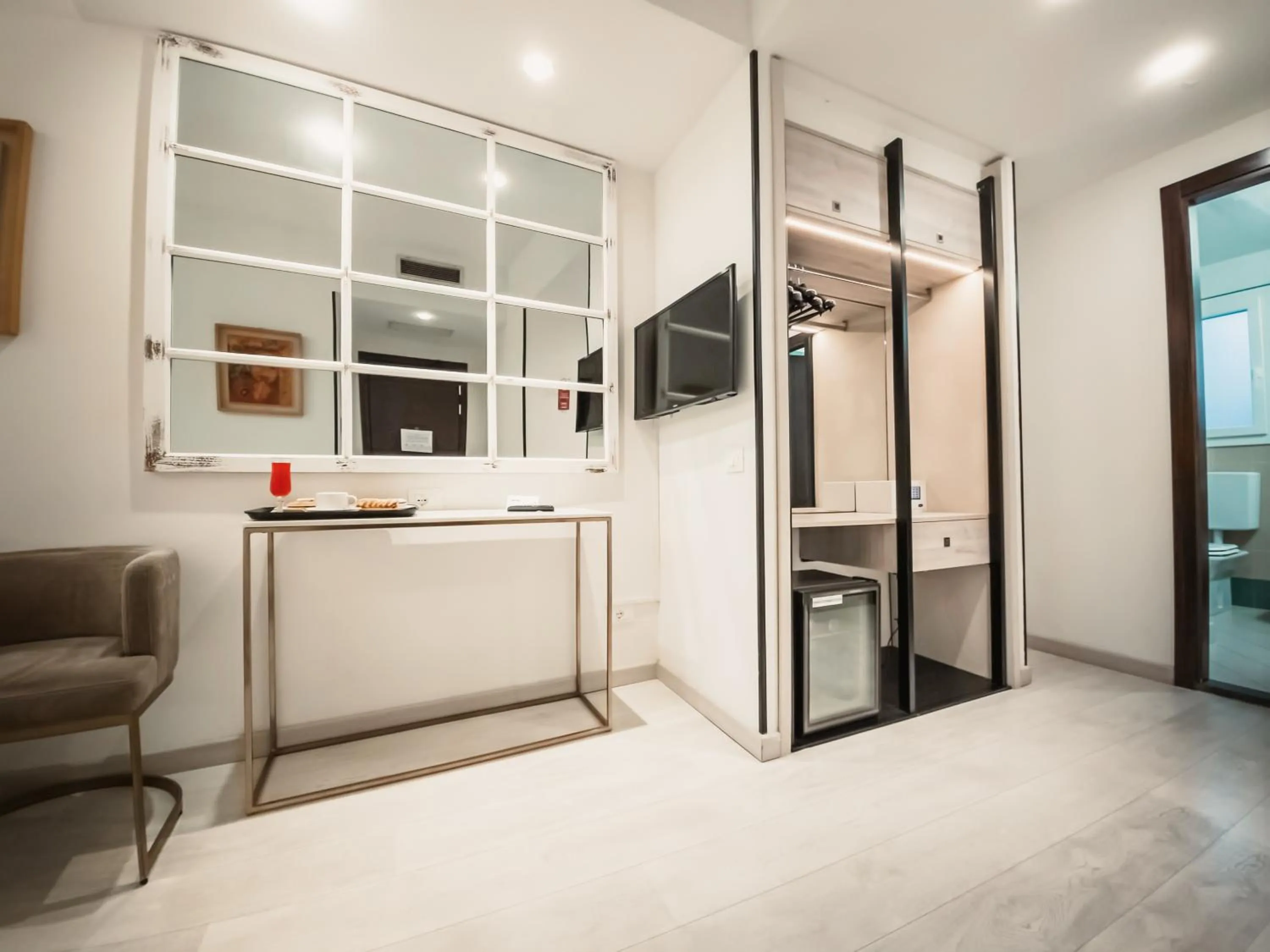 Photo of the whole room in Art Hotel Milano