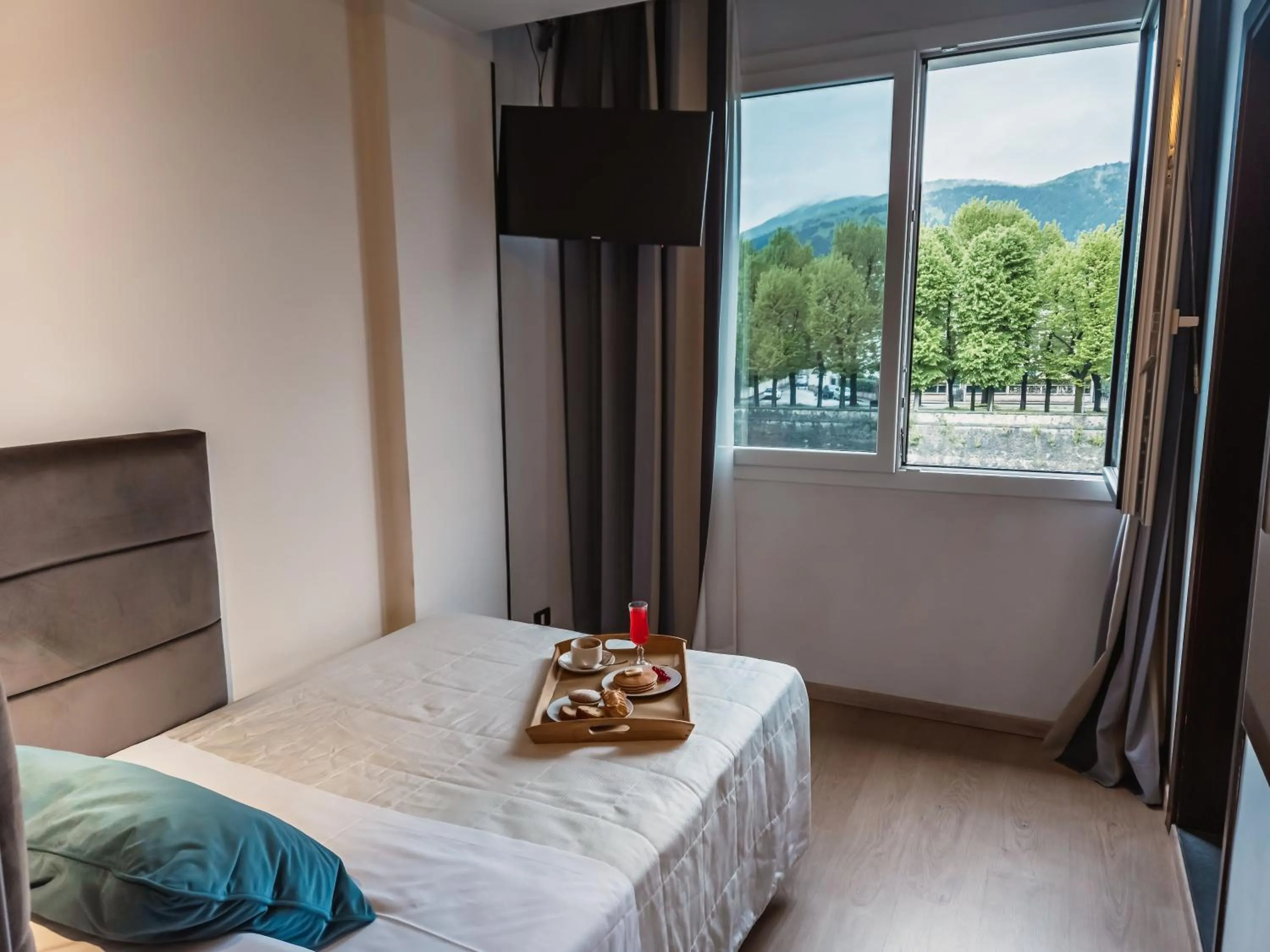 Bed in Art Hotel Milano