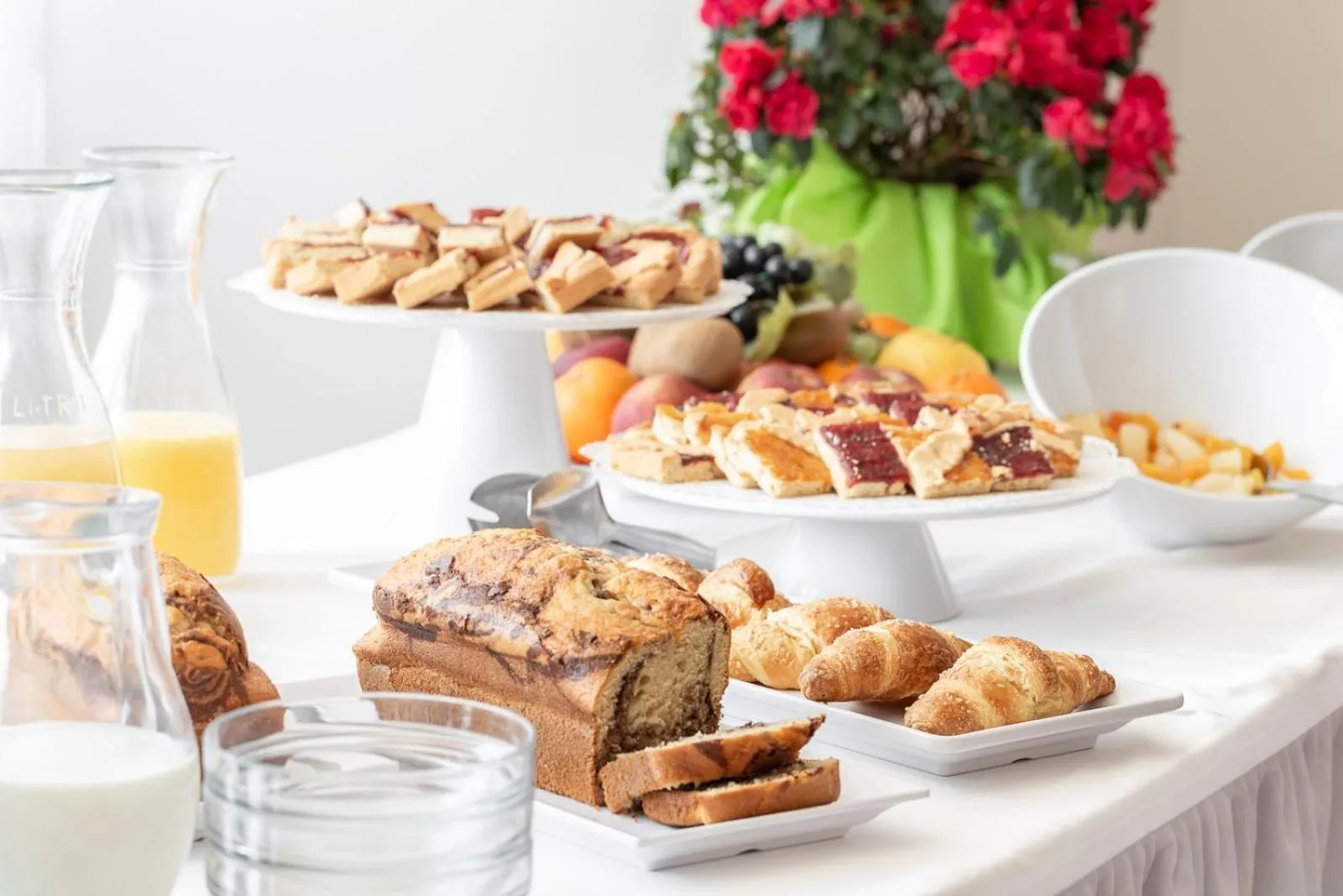 Breakfast in Hotel Serapo