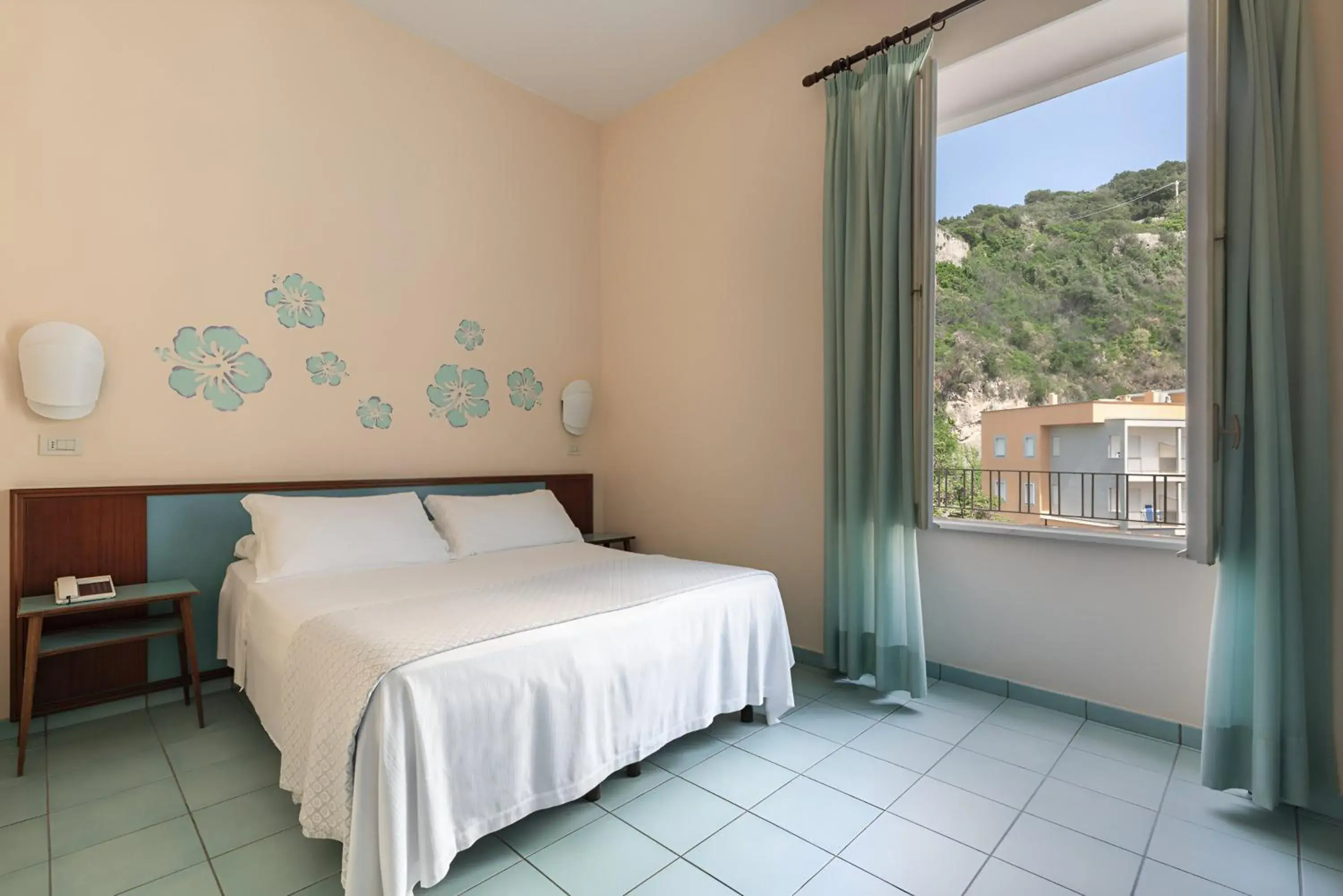 Double Room in Hotel Serapo Double Room in Hotel Serapo