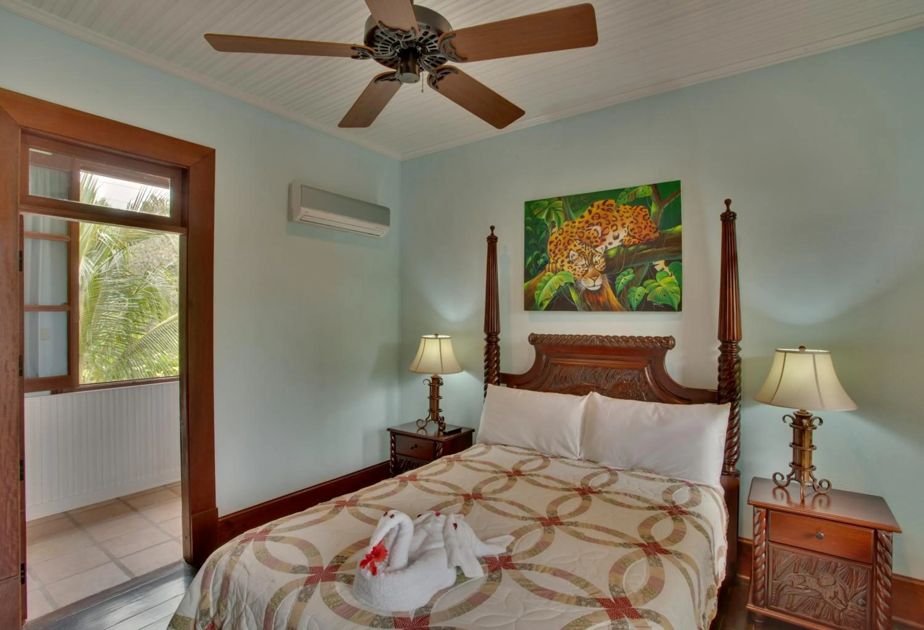 Bed in Mahogany Hall Luxury Boutique Resort