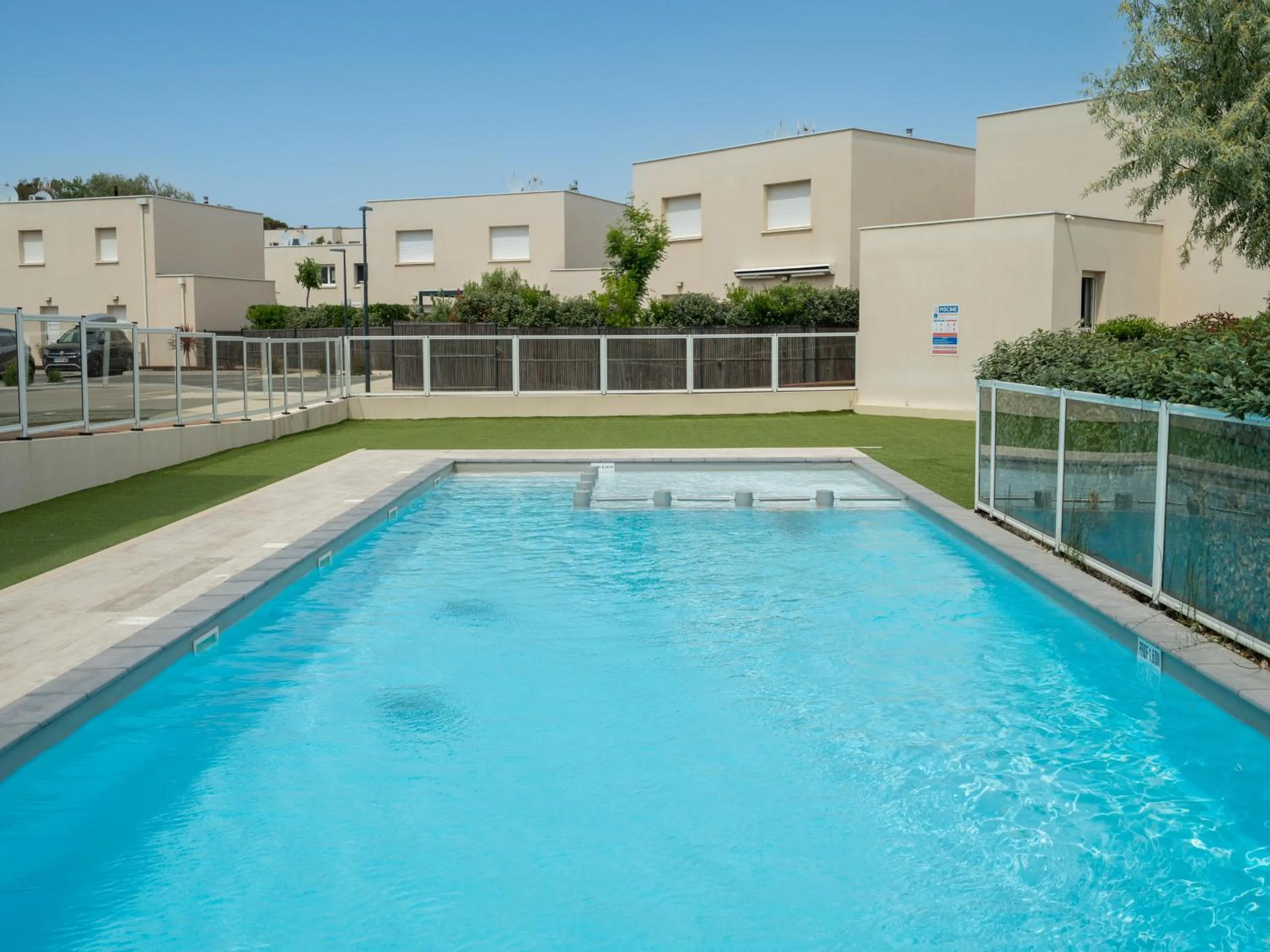Swimming pool in Vacancéole - Résidence La Dune