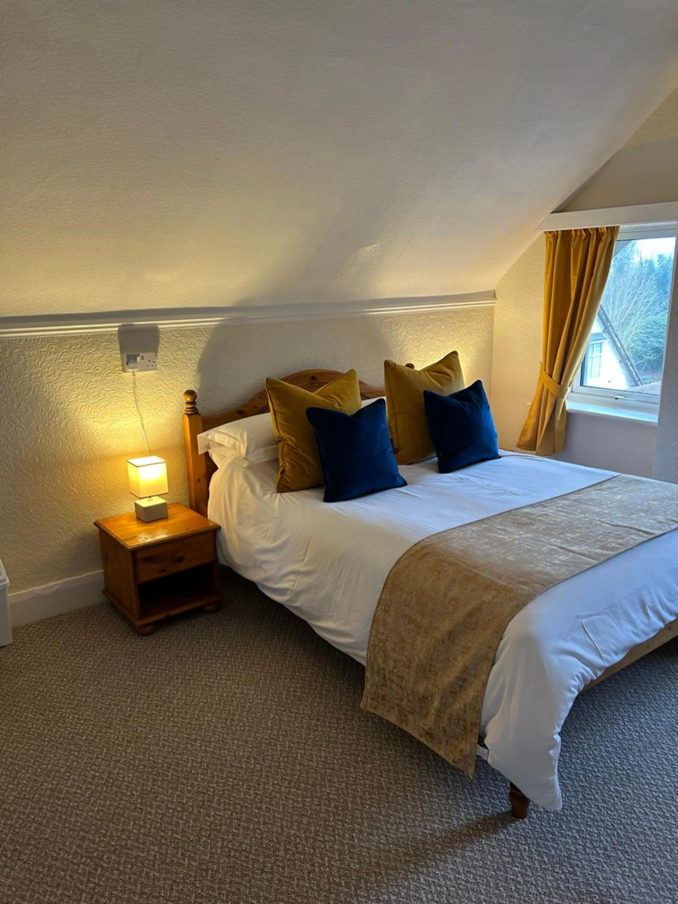 Bed in Knighton Lodge