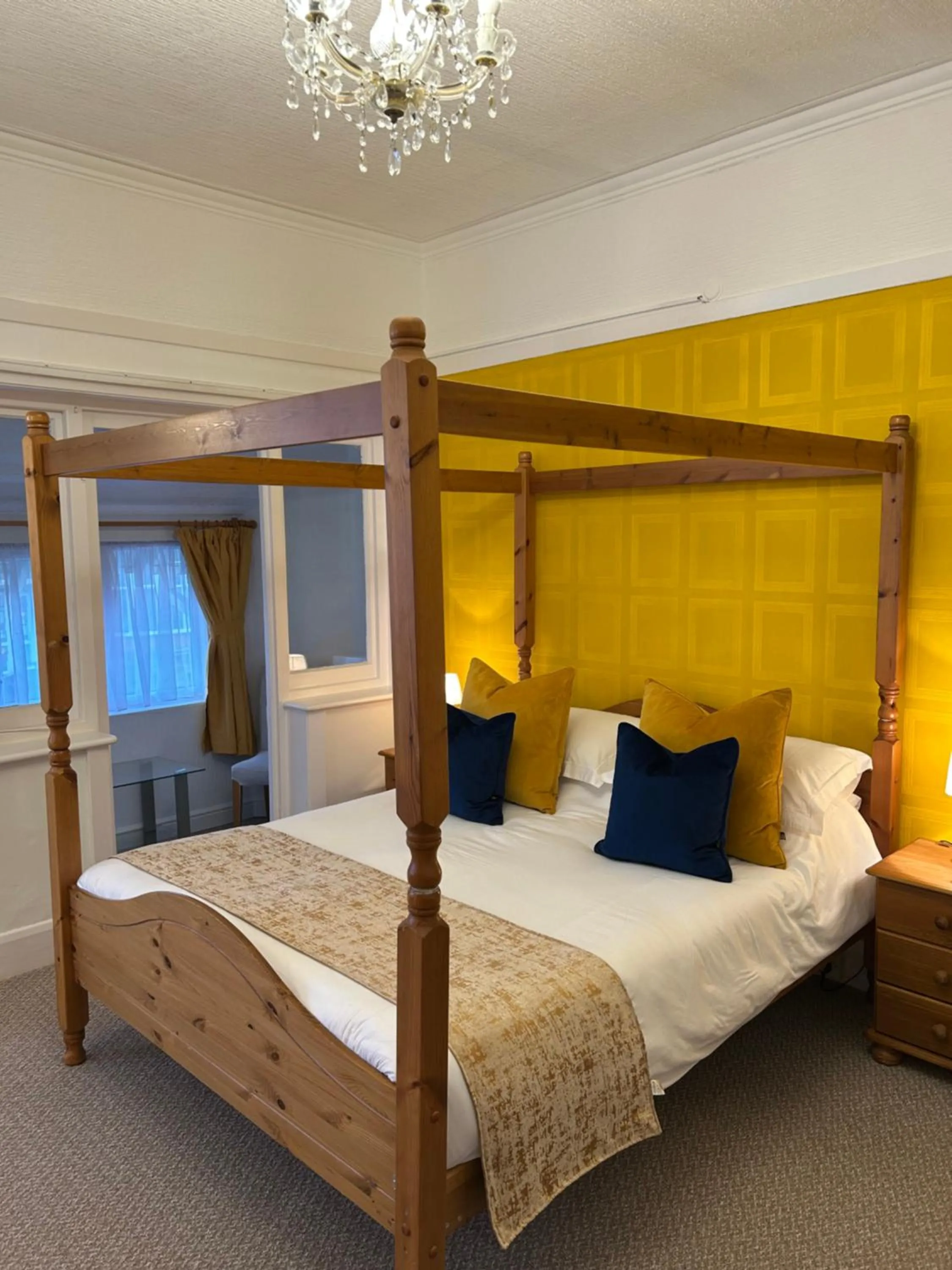 Bed in Knighton Lodge