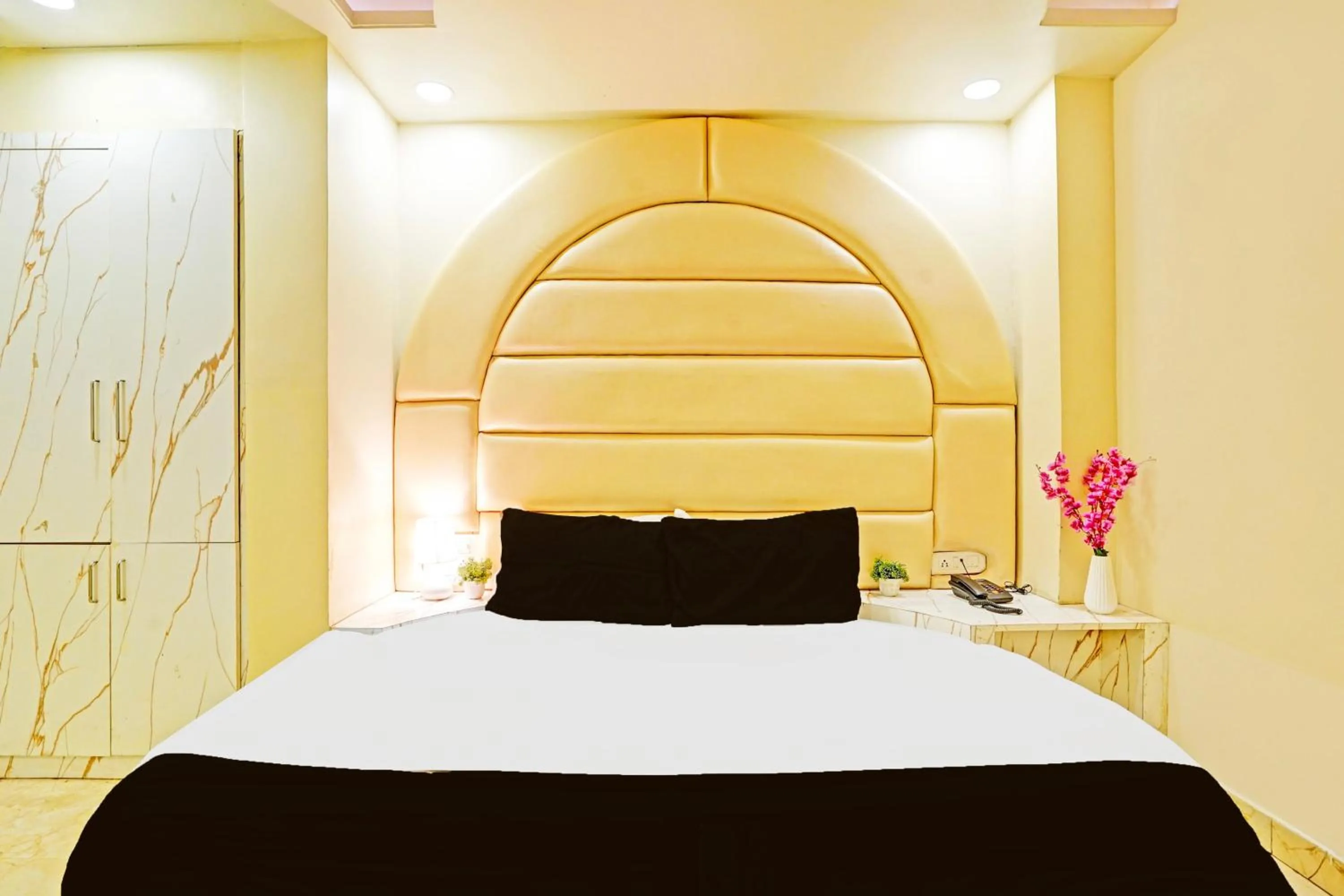 Bedroom in Super Townhouse Collectorate Circle Formerly LD Prime