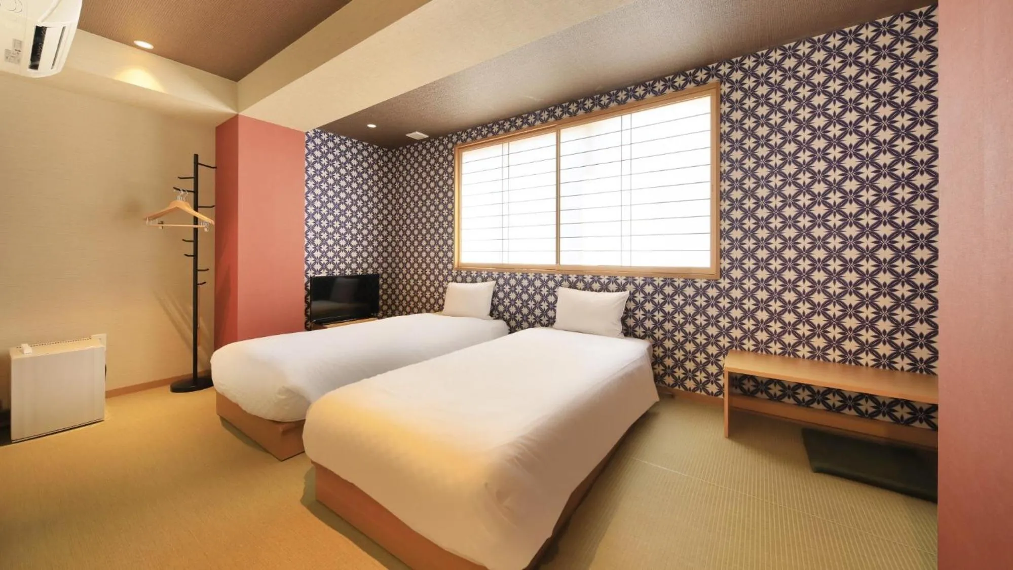 Photo of the whole room, Bed in Tamayura Hotel Asakusa