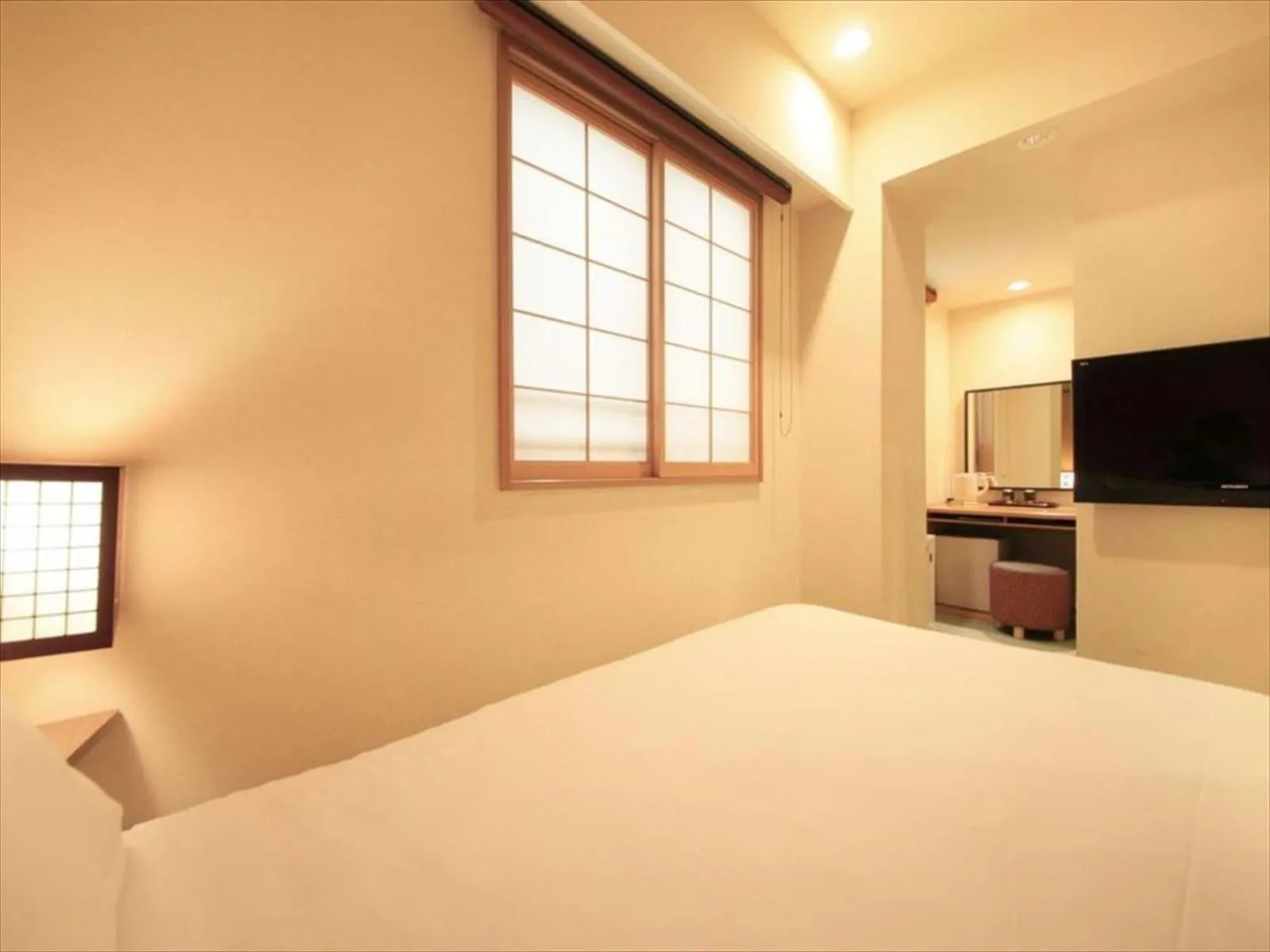 Photo of the whole room, Bed in Tamayura Hotel Asakusa