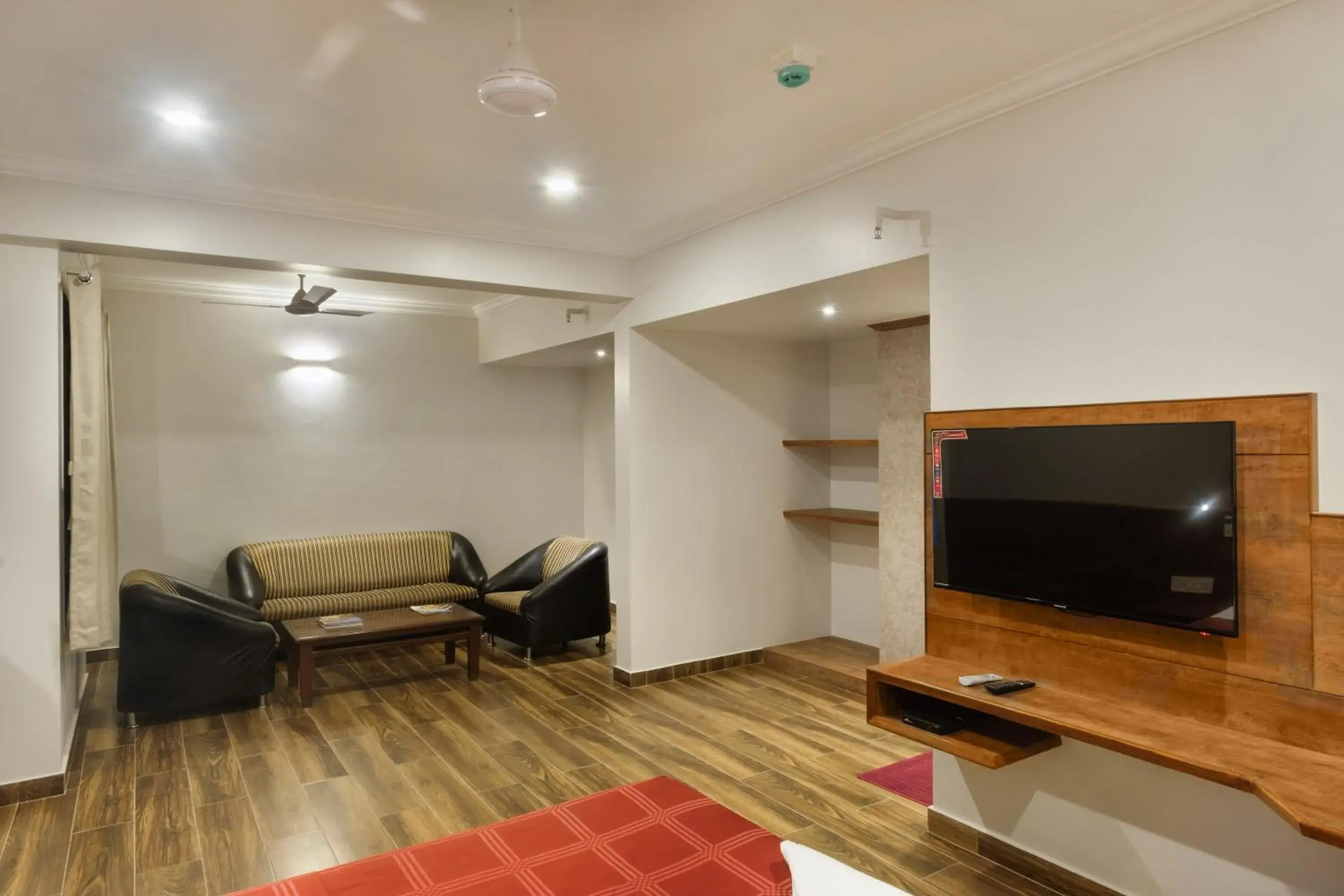 Photo of the whole room in Hotel Opal Photo of the whole room in Hotel Opal