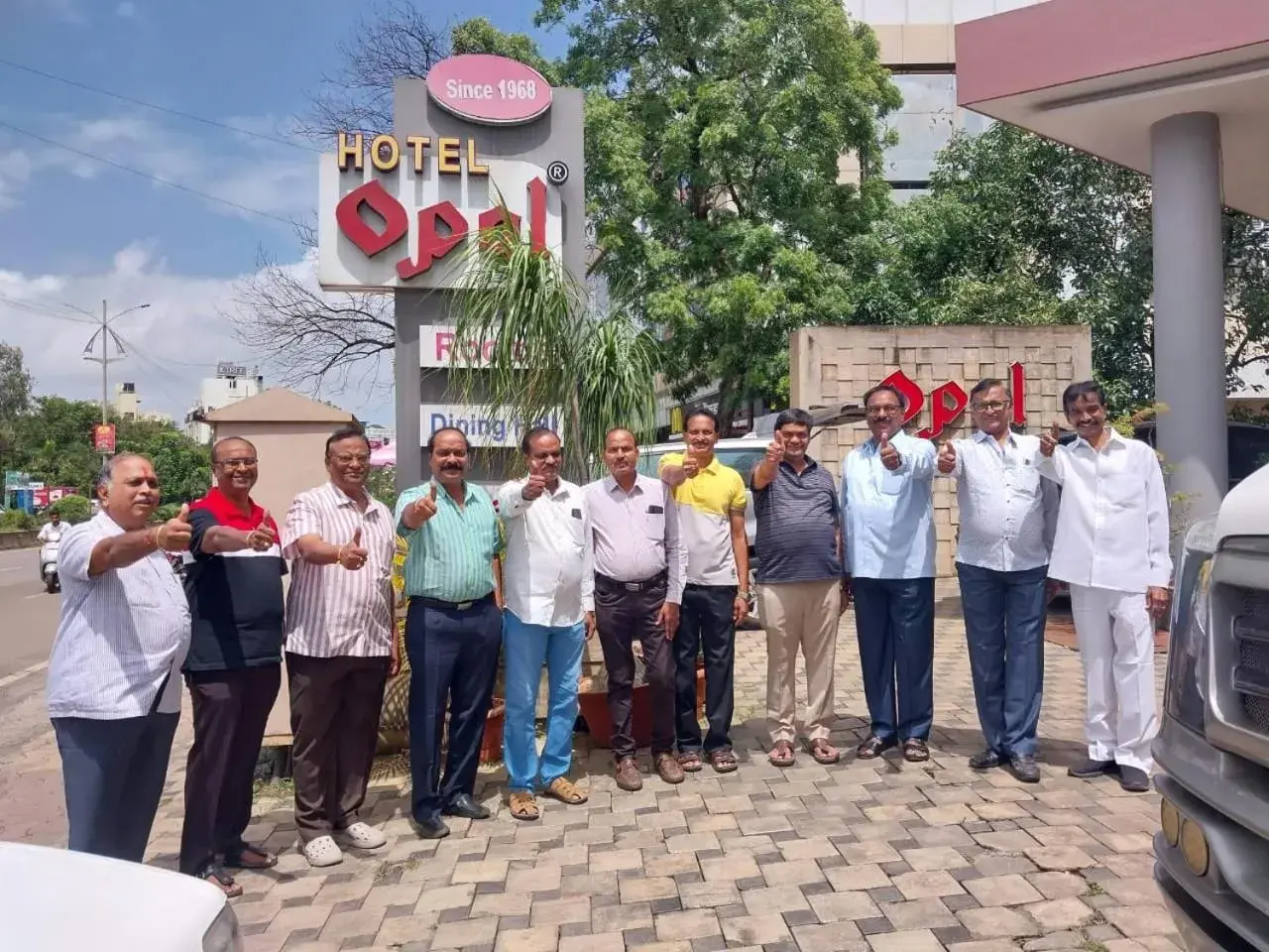 Property building in Hotel Opal Property building in Hotel Opal