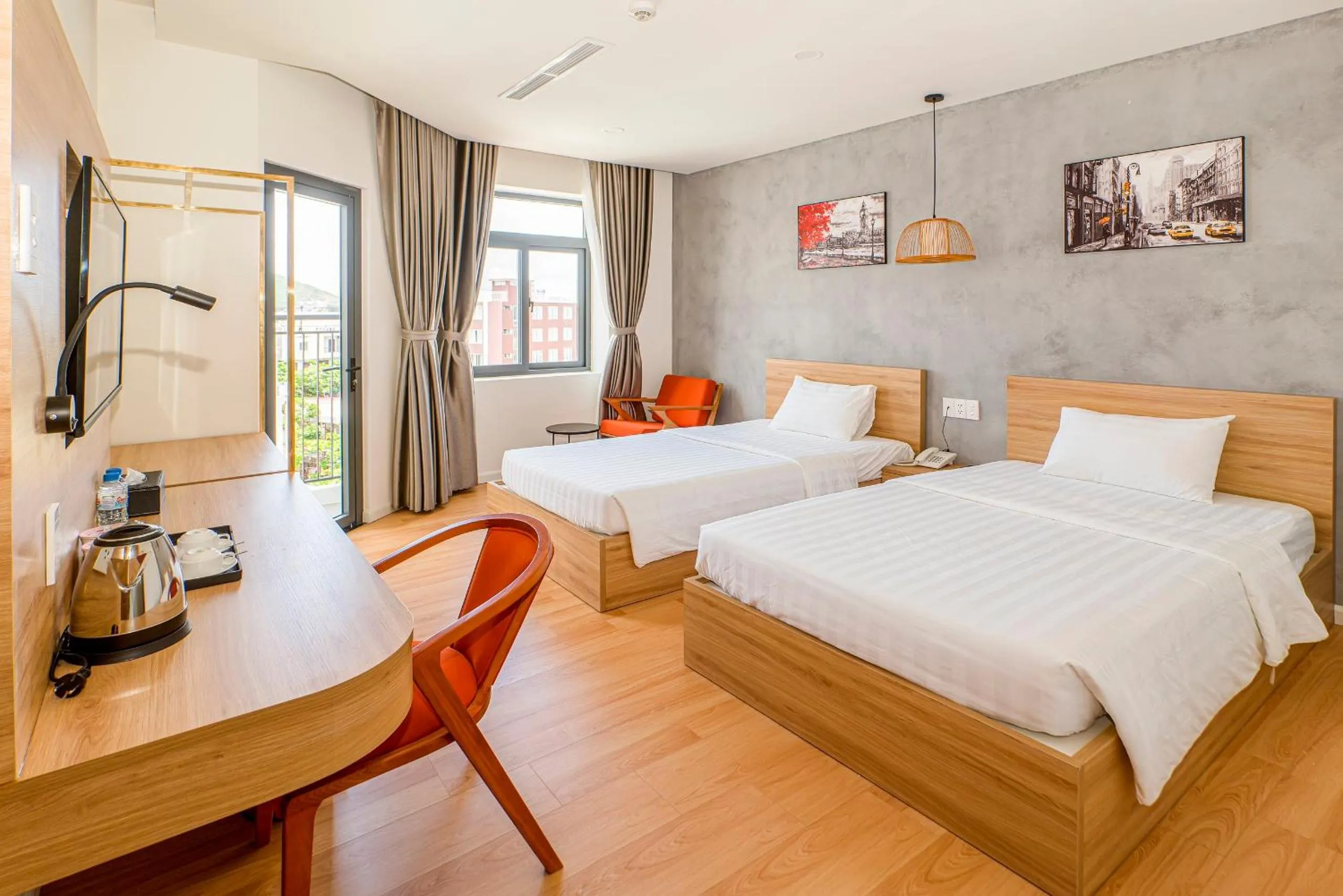 Photo of the whole room in Maya Hotel 3