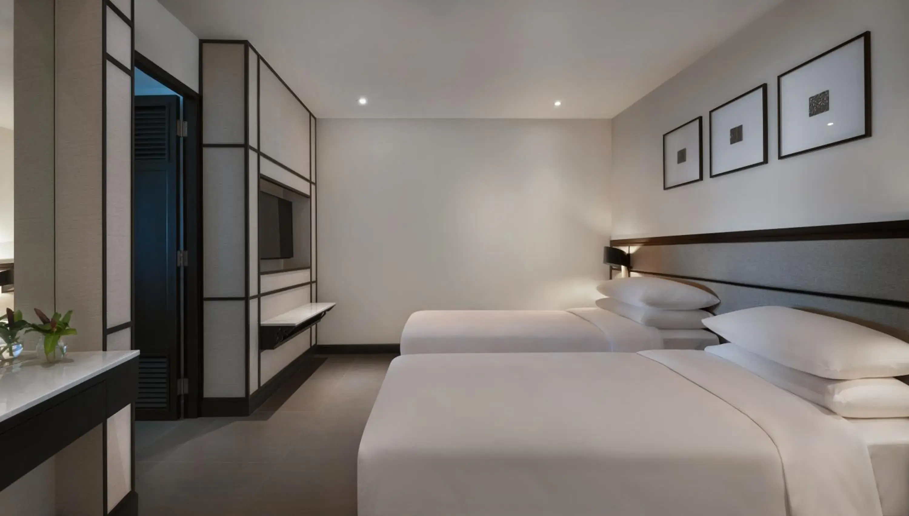 Bed in Hyatt Regency Phuket Resort Bed in Hyatt Regency Phuket Resort