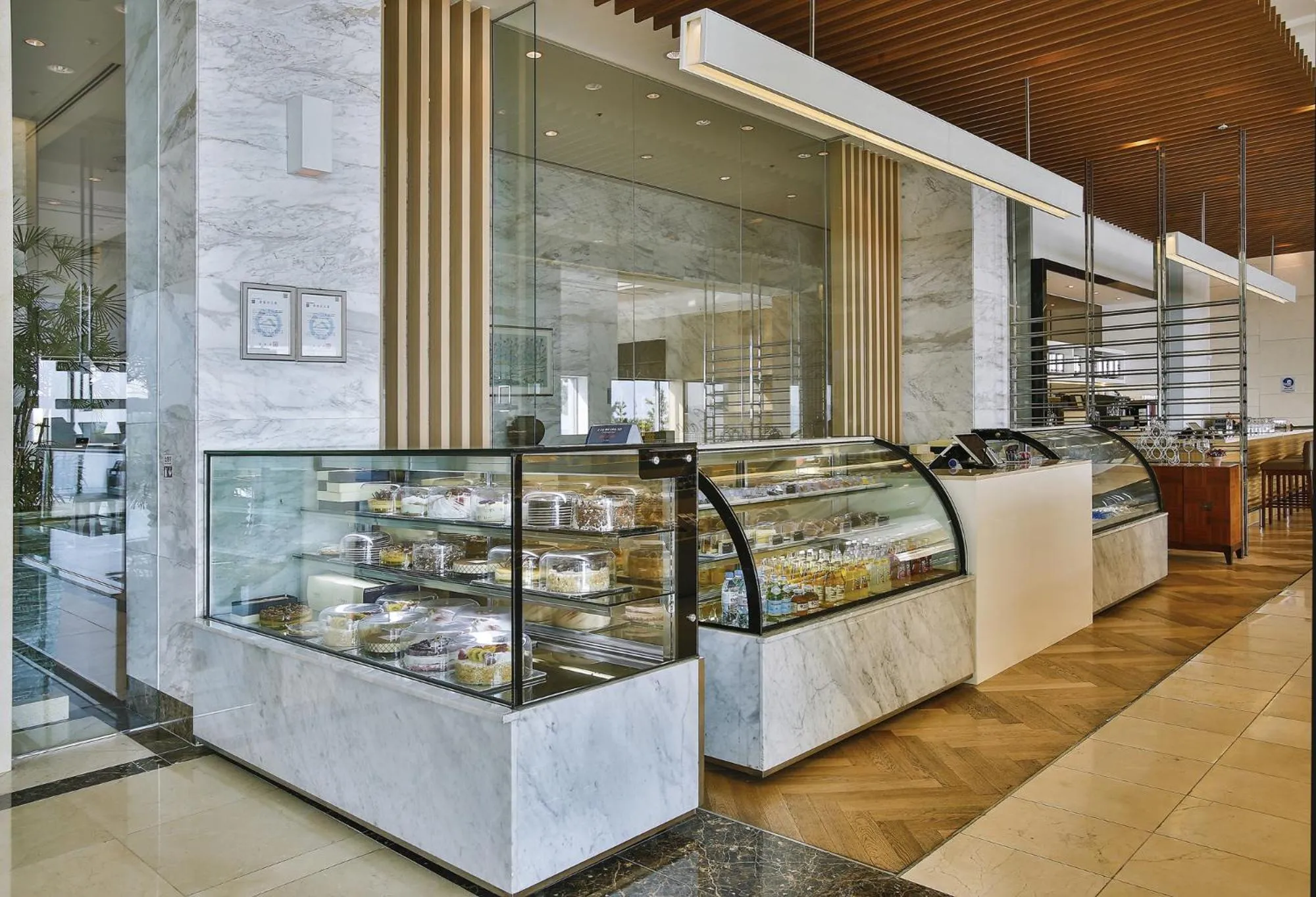 Restaurant/places to eat in Hotel Hyundai by Lahan Mokpo