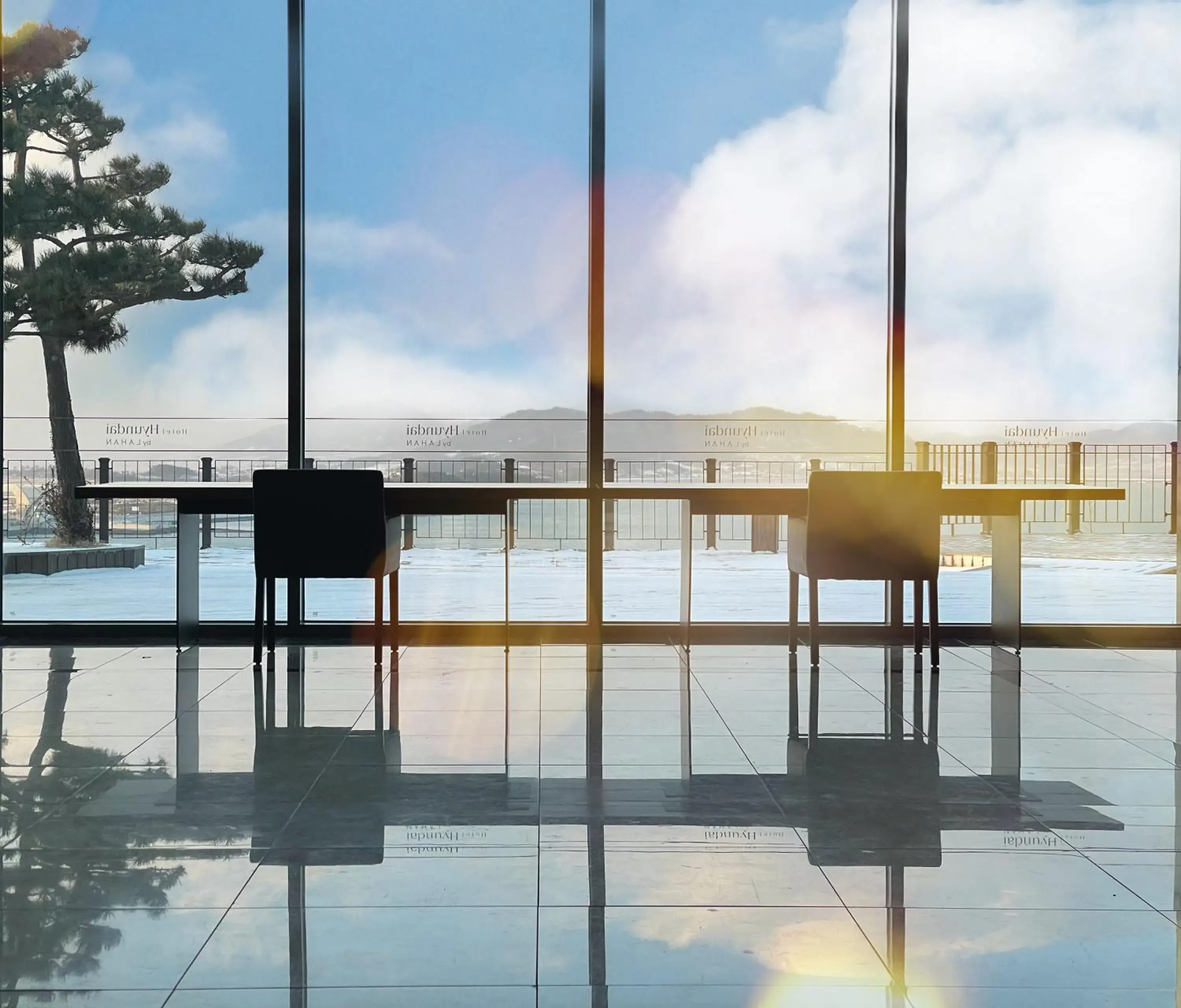 Lobby or reception in Hotel Hyundai by Lahan Mokpo Lobby or reception in Hotel Hyundai by Lahan Mokpo