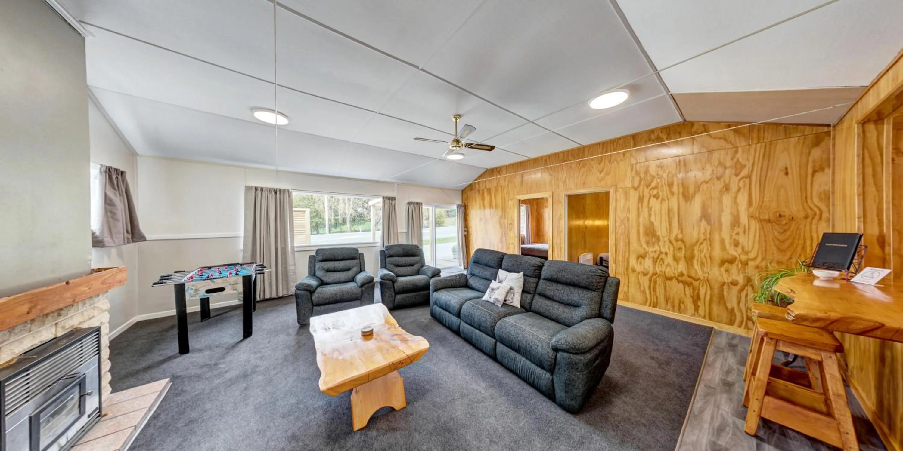 TV and multimedia in Burkes Pass Country Motels