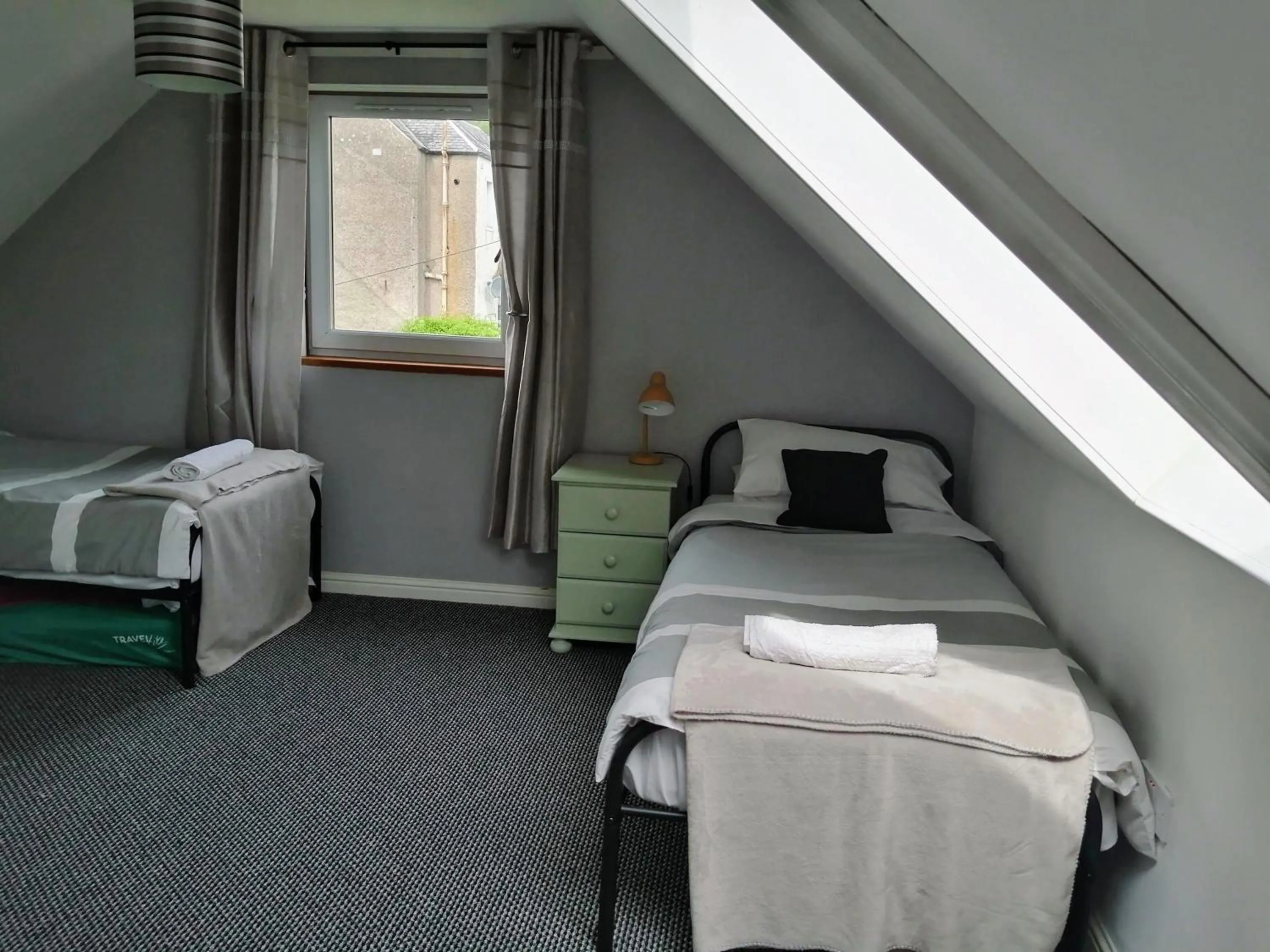 Bedroom, Bed in Nest Holiday Home Central Callander, Trossachs Self-catering