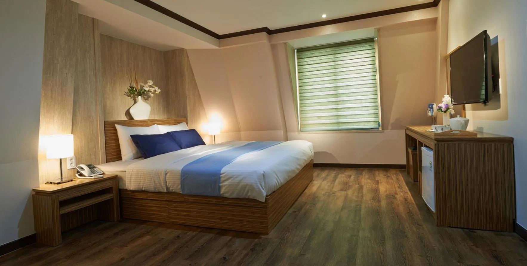 Bedroom, Bed in Hotel Four Seasons