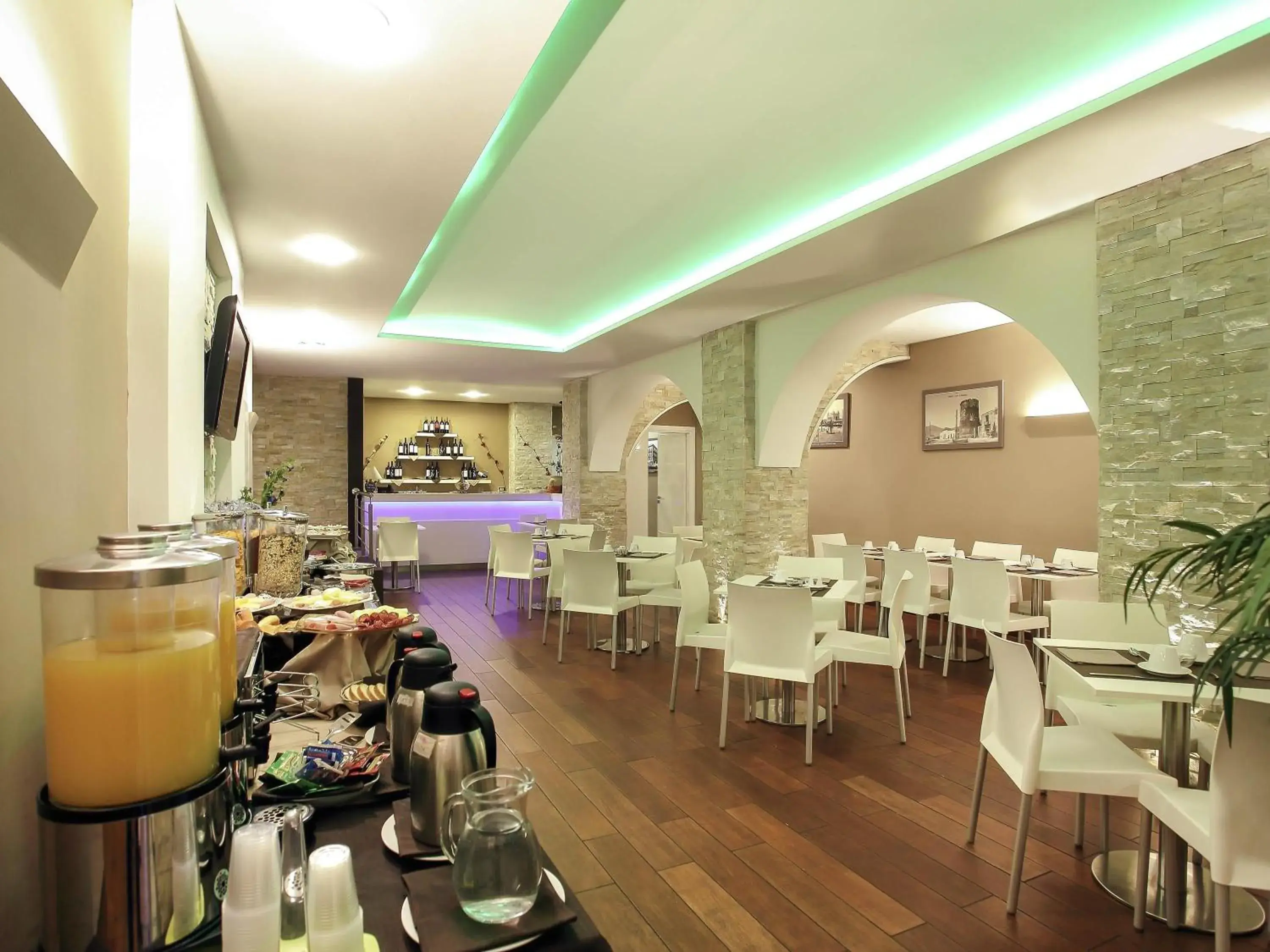 Restaurant/places to eat in Ibis Styles Palermo Cristal Restaurant/places to eat in Ibis Styles Palermo Cristal