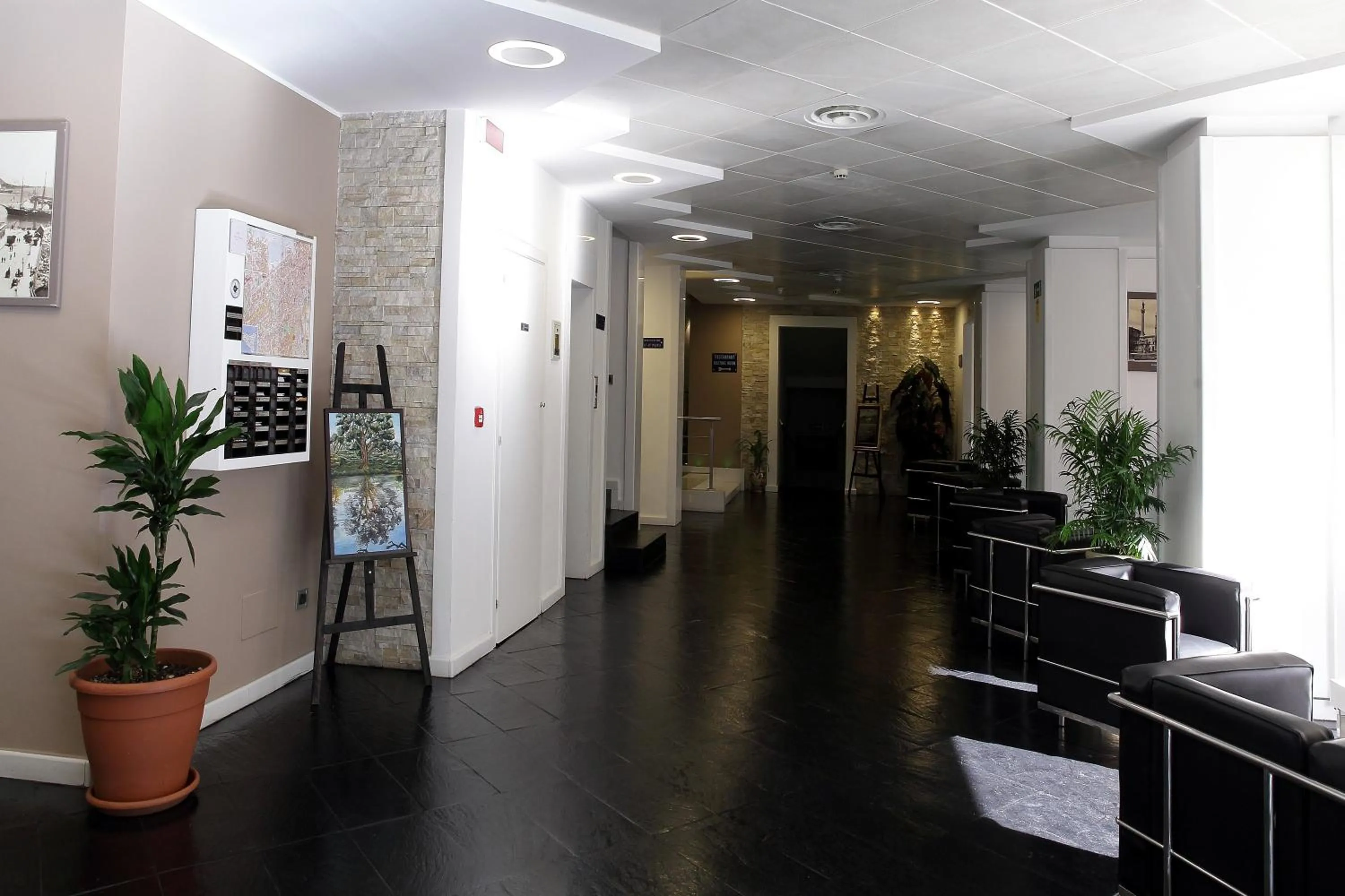 Patio in Ibis Styles Palermo Cristal