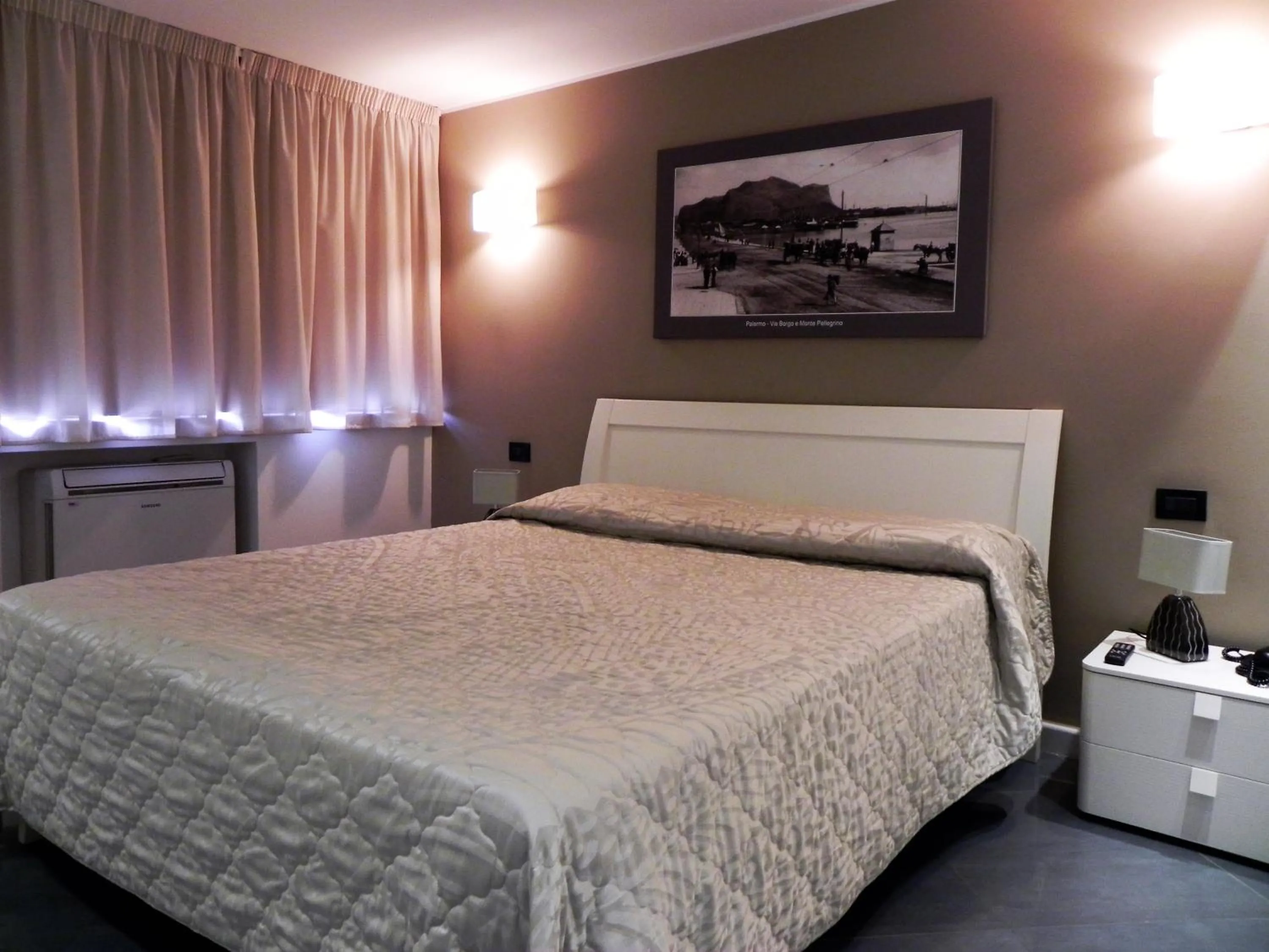 Other, Bed in Ibis Styles Palermo Cristal