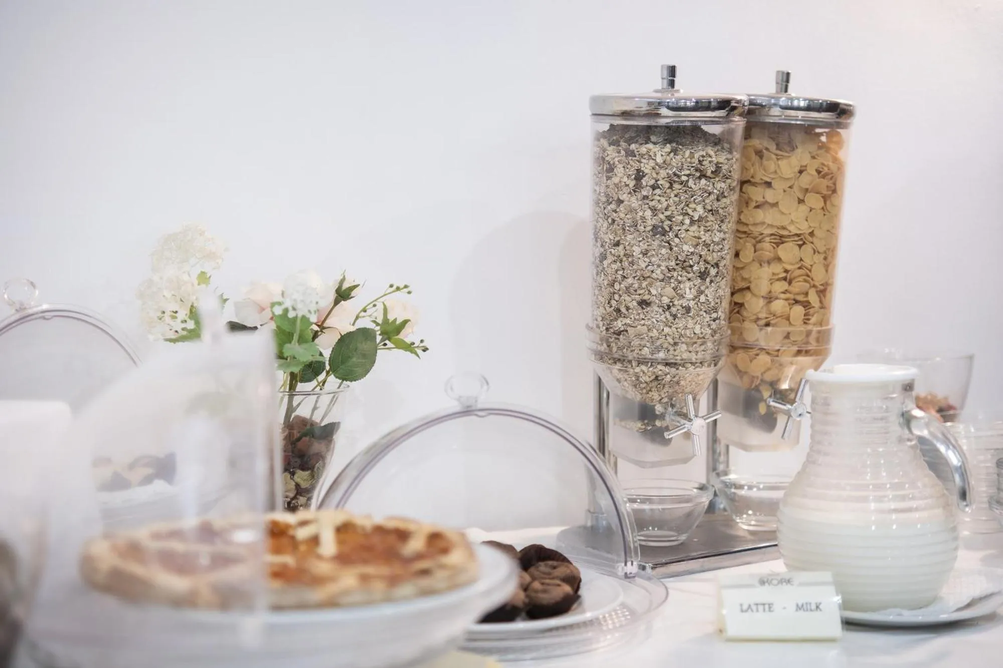 Continental breakfast in Hotel Kore