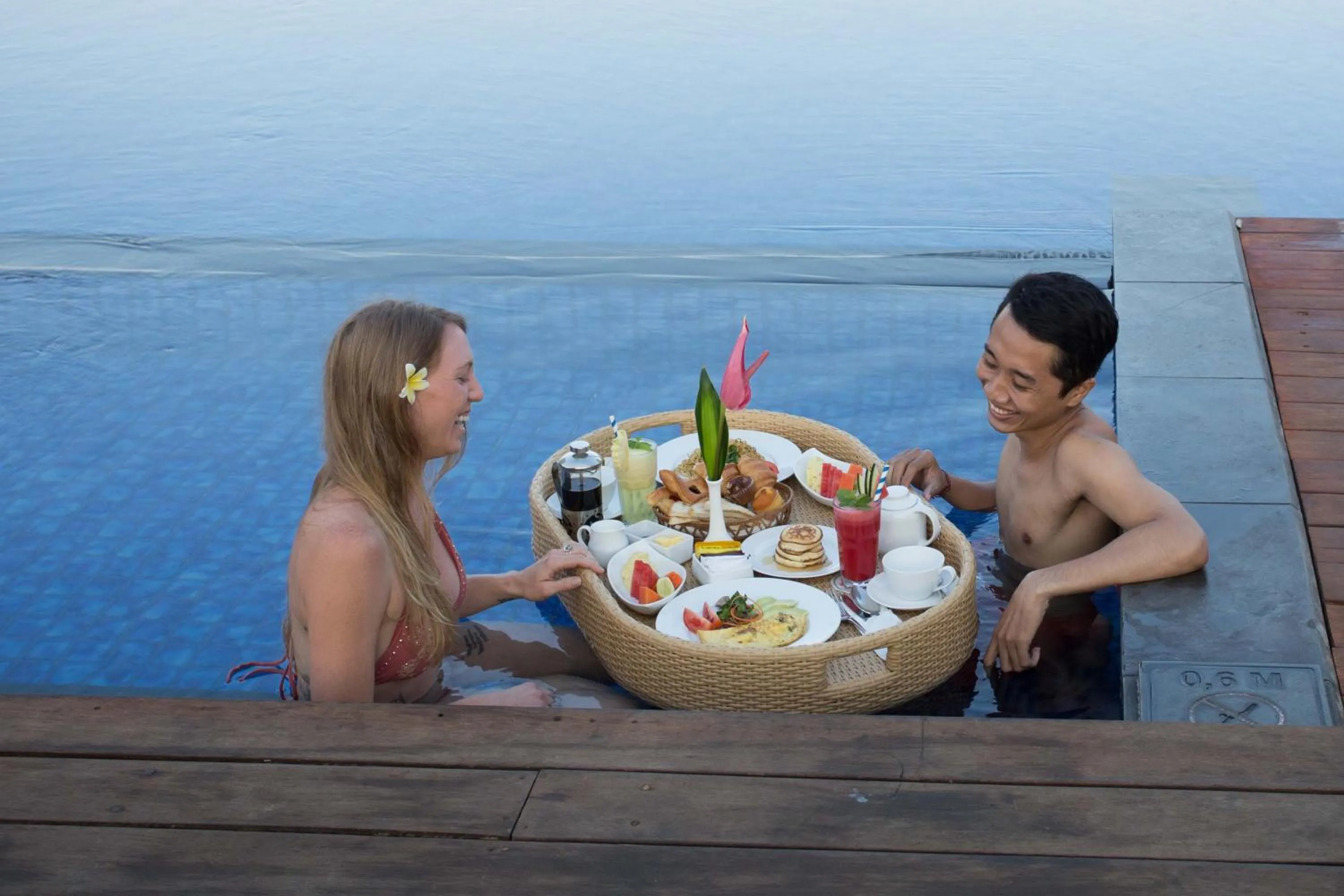 Food and drinks in Sevn Legian