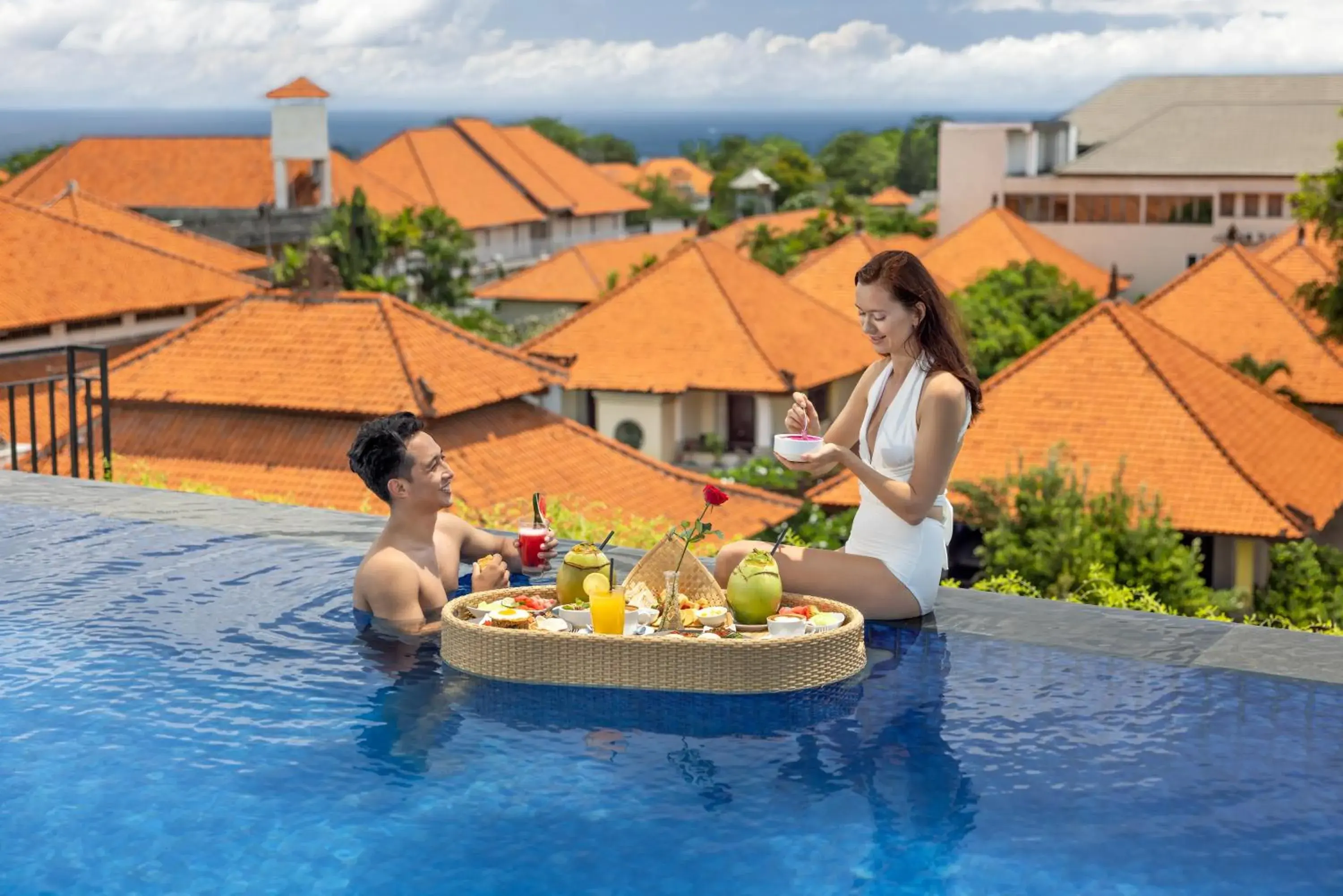 Swimming pool in Sevn Legian Swimming pool in Sevn Legian