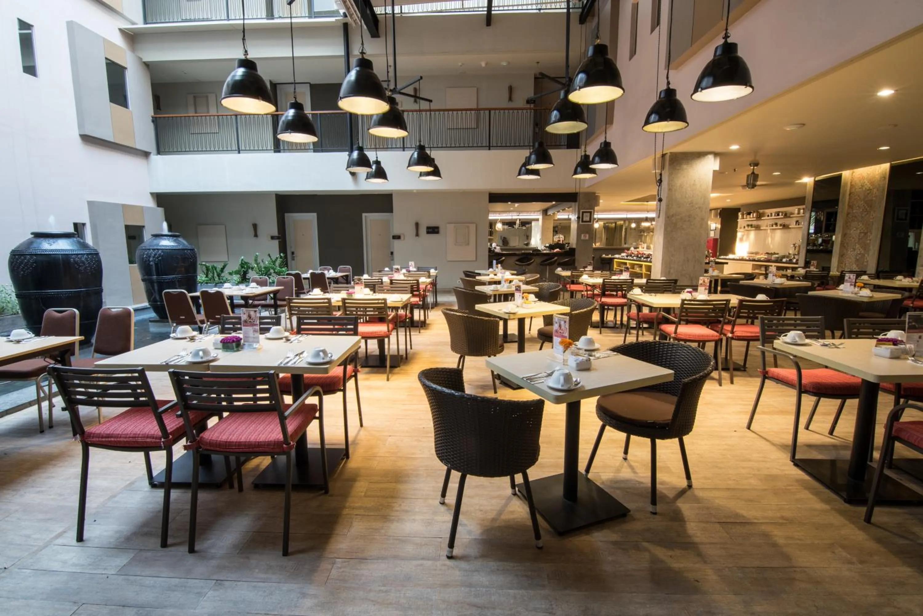 Restaurant/places to eat in Sevn Legian