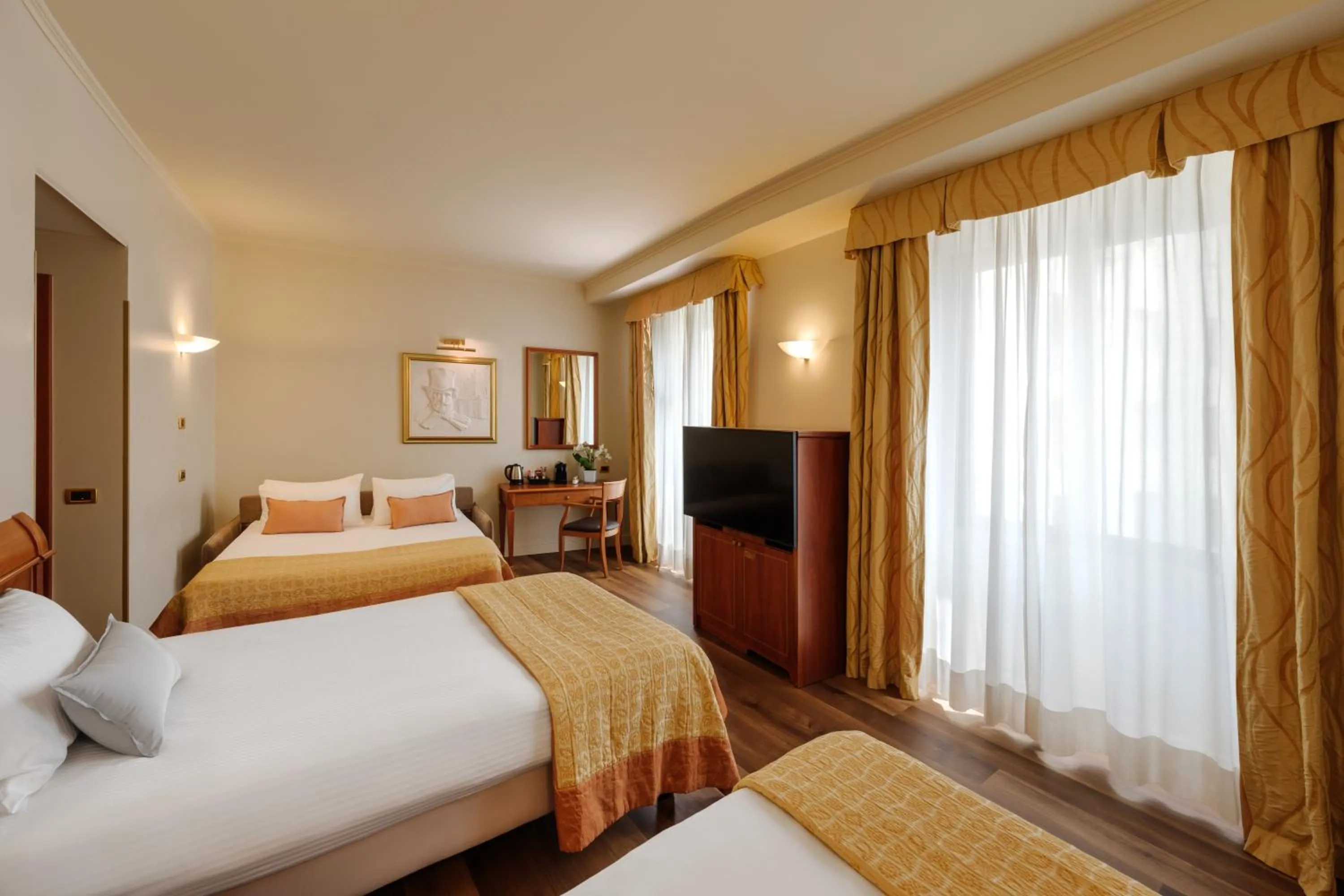 Bed in Hotel Dei Cavalieri Milano Duomo