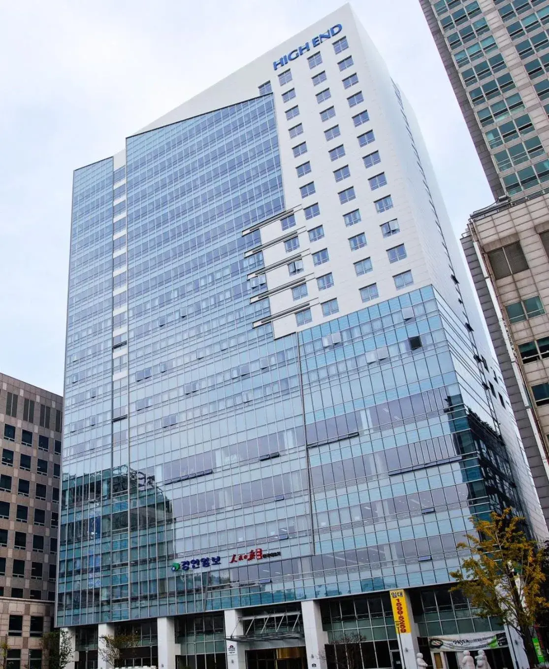 Property building in Haeden Hotel High End Suwon Property building in Haeden Hotel High End Suwon