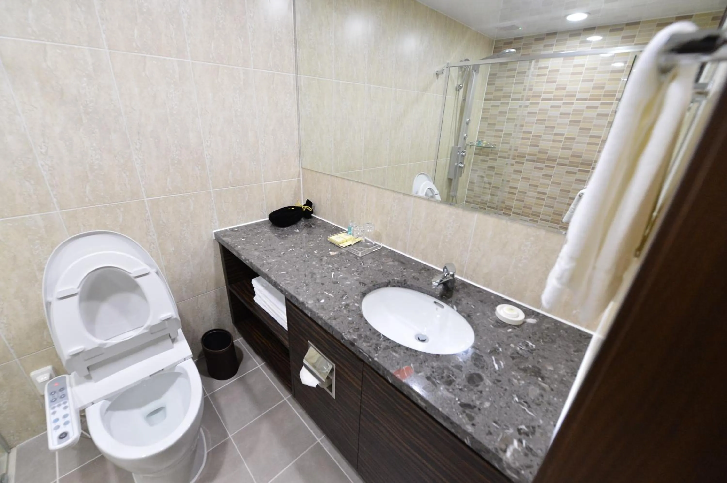 Bathroom in Haeden Hotel High End Suwon
