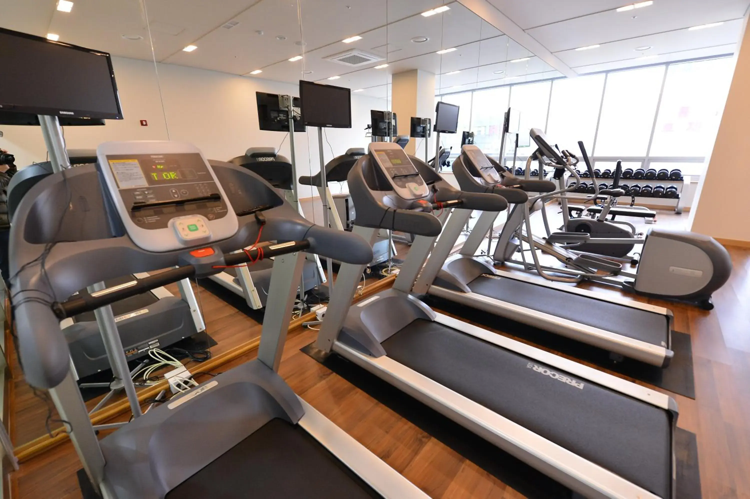Fitness centre/facilities in Haeden Hotel High End Suwon Fitness centre/facilities in Haeden Hotel High End Suwon