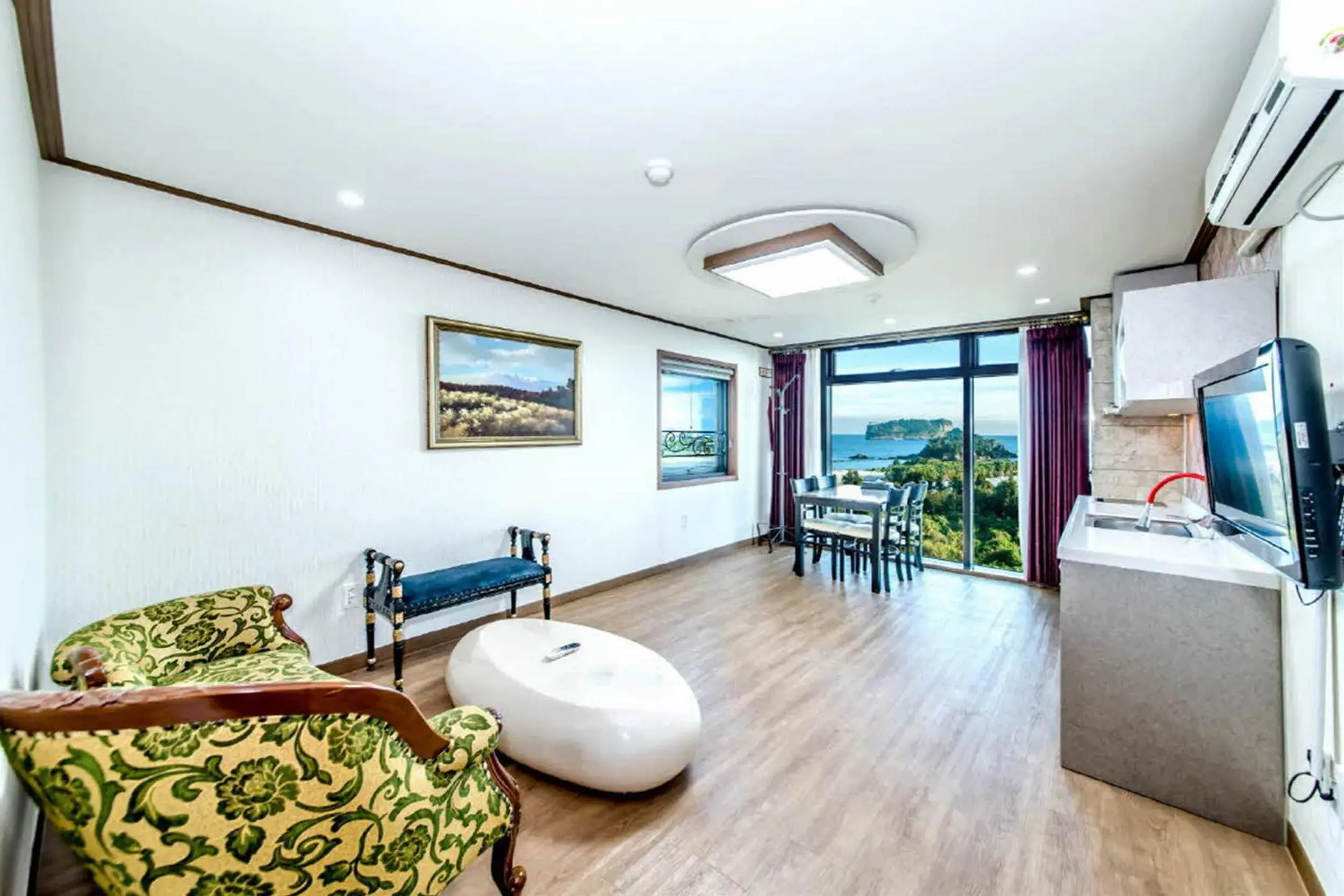 Living room in Olleyo Resort Living room in Olleyo Resort