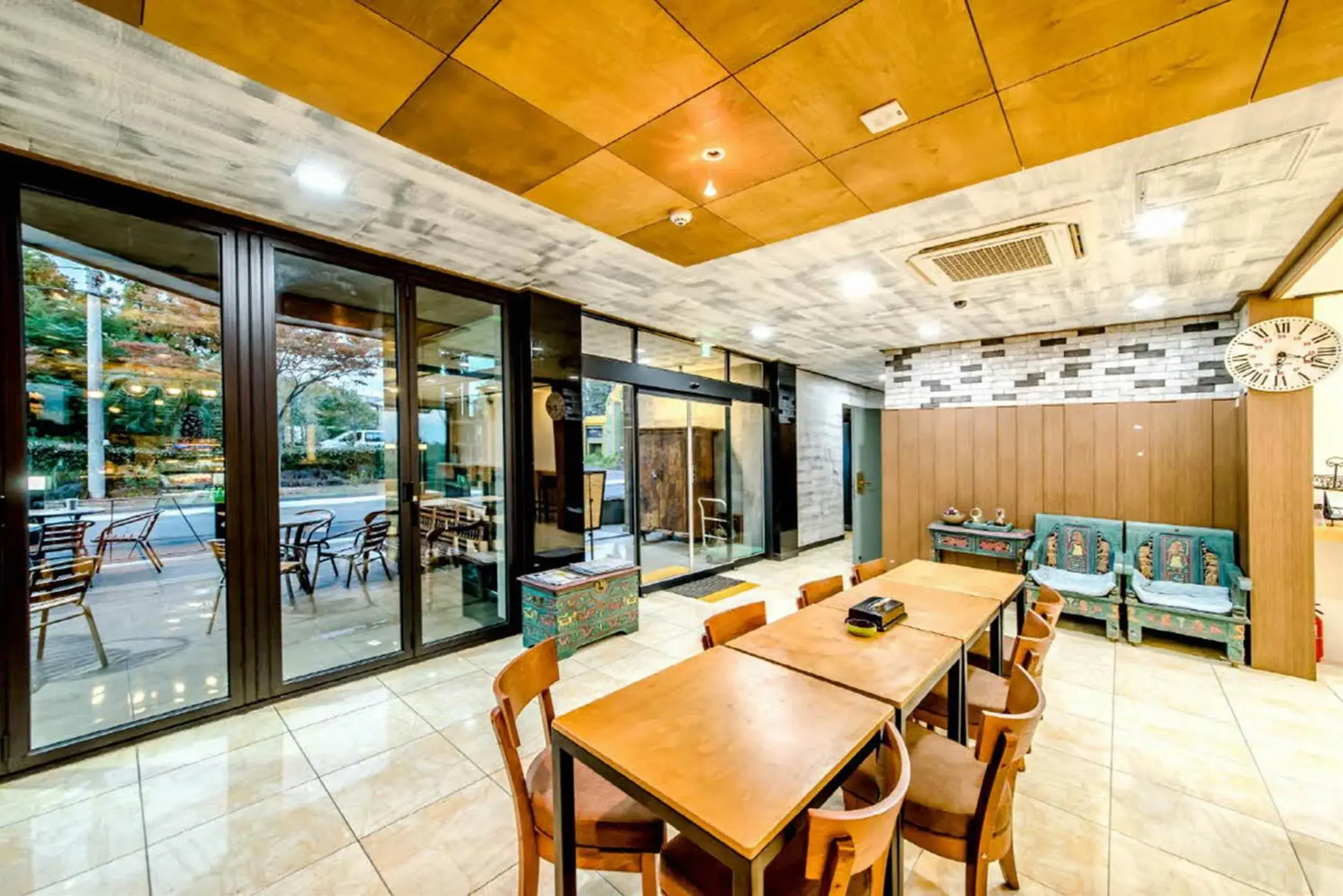 Restaurant/places to eat in Olleyo Resort Restaurant/places to eat in Olleyo Resort