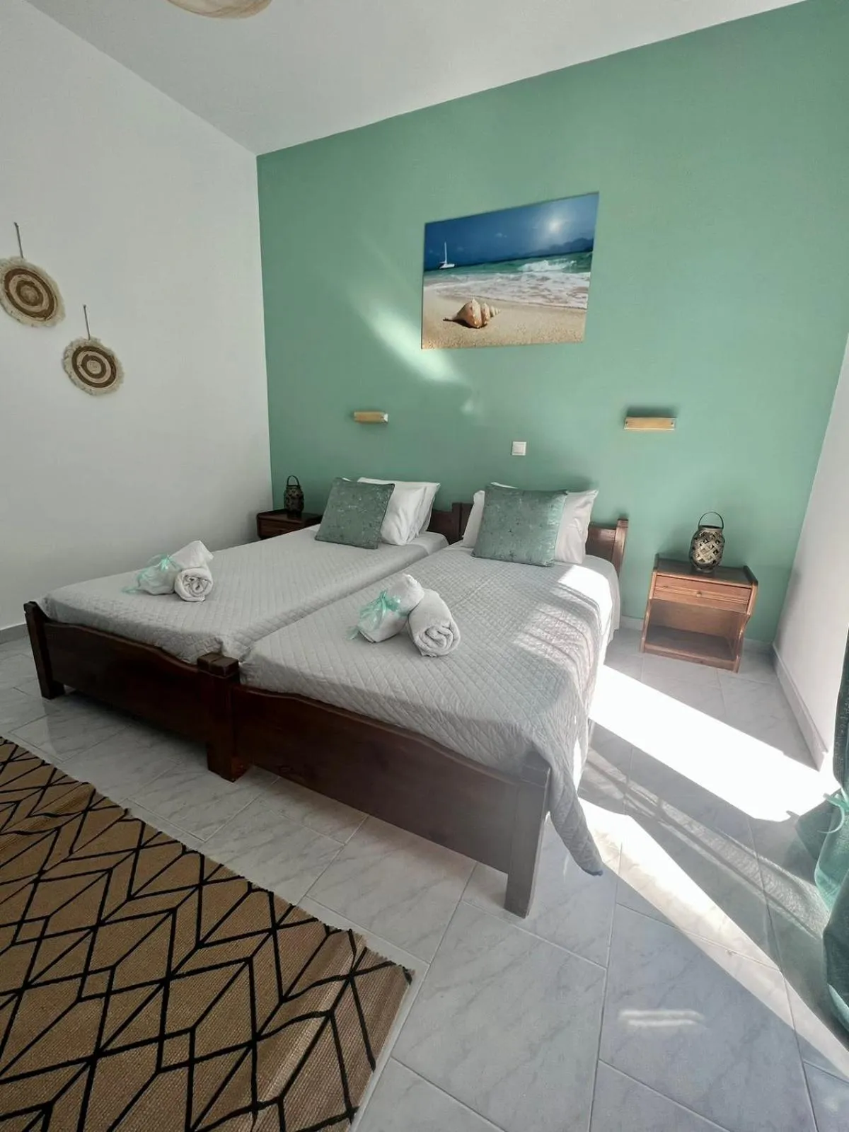 Bedroom, Bed in No Name Apartments