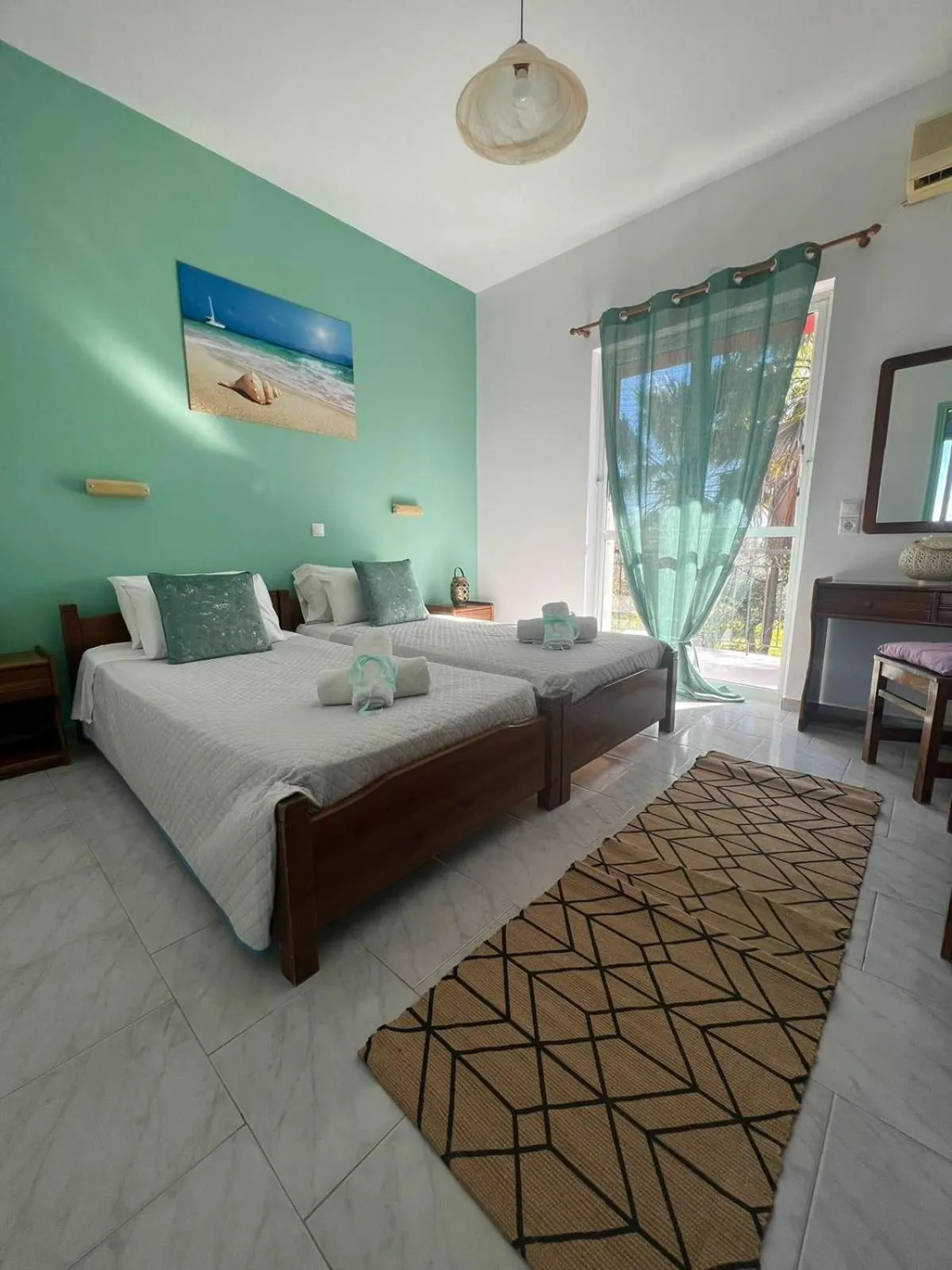 Bedroom, Bed in No Name Apartments