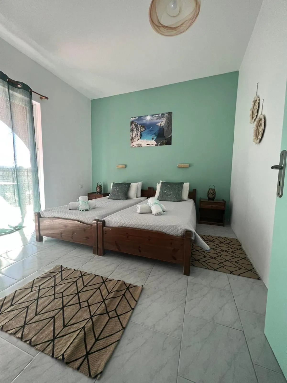 Bedroom, Bed in No Name Apartments