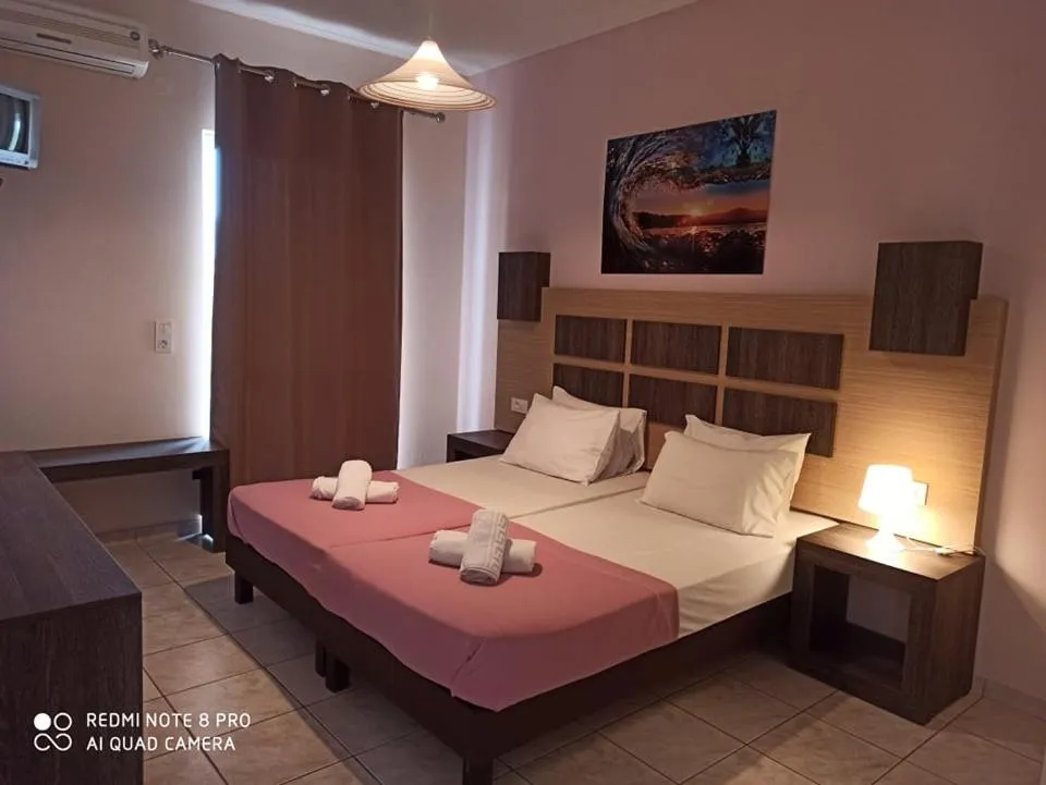Photo of the whole room, Bed in No Name Apartments