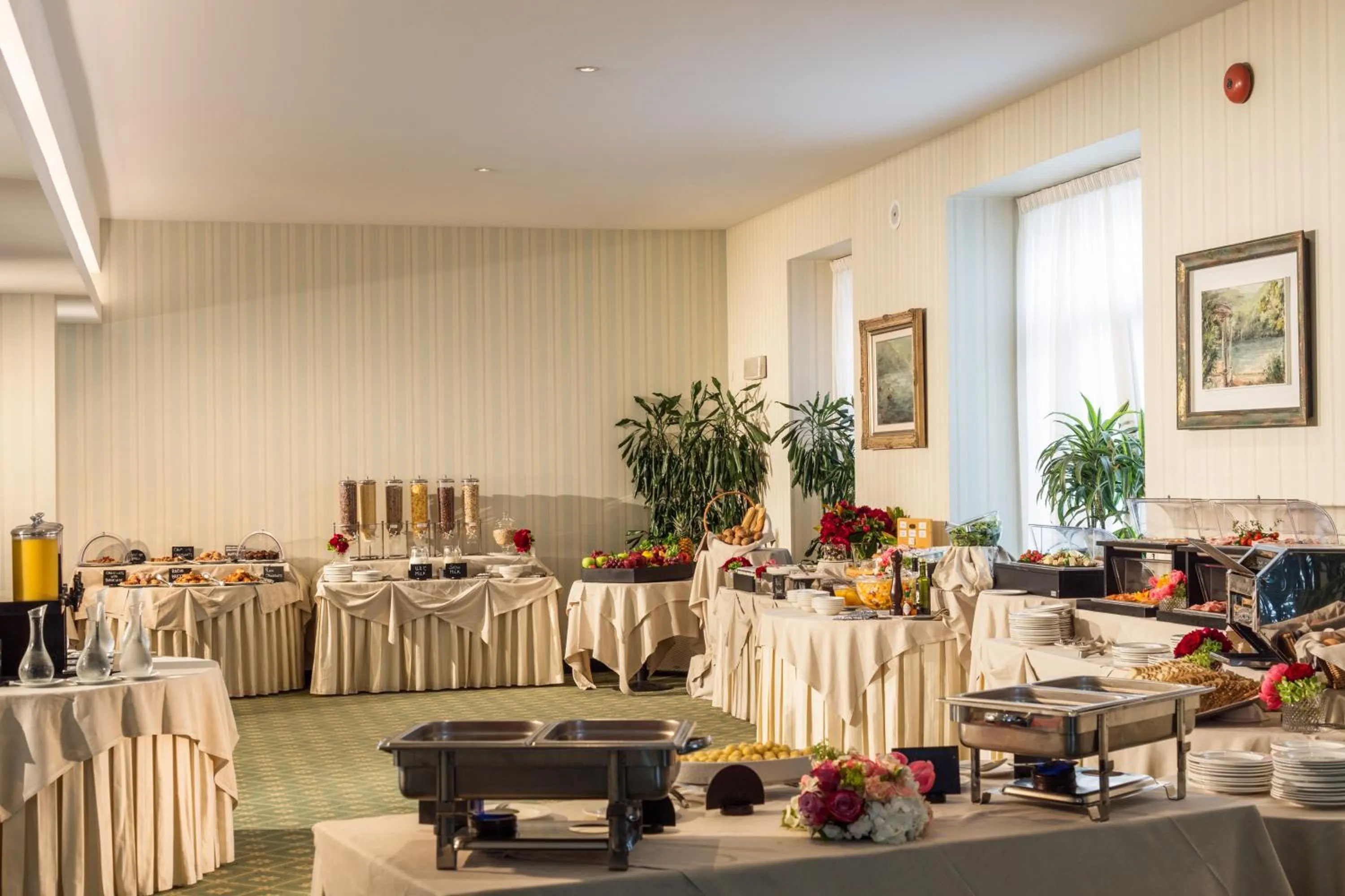 Continental breakfast in Grand Hotel Imperiale Resort & SPA