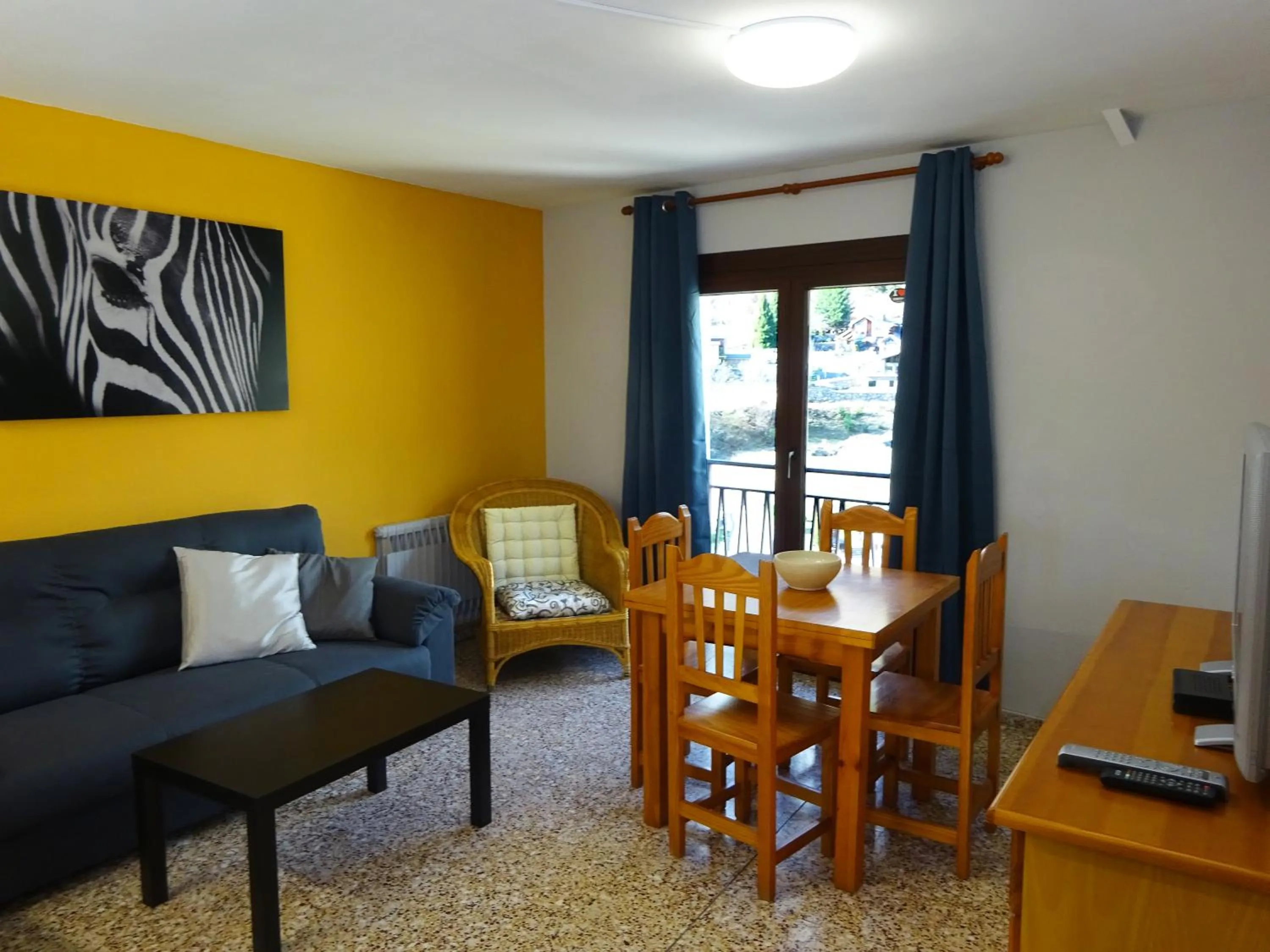 Apartamentos Arinsal 3000