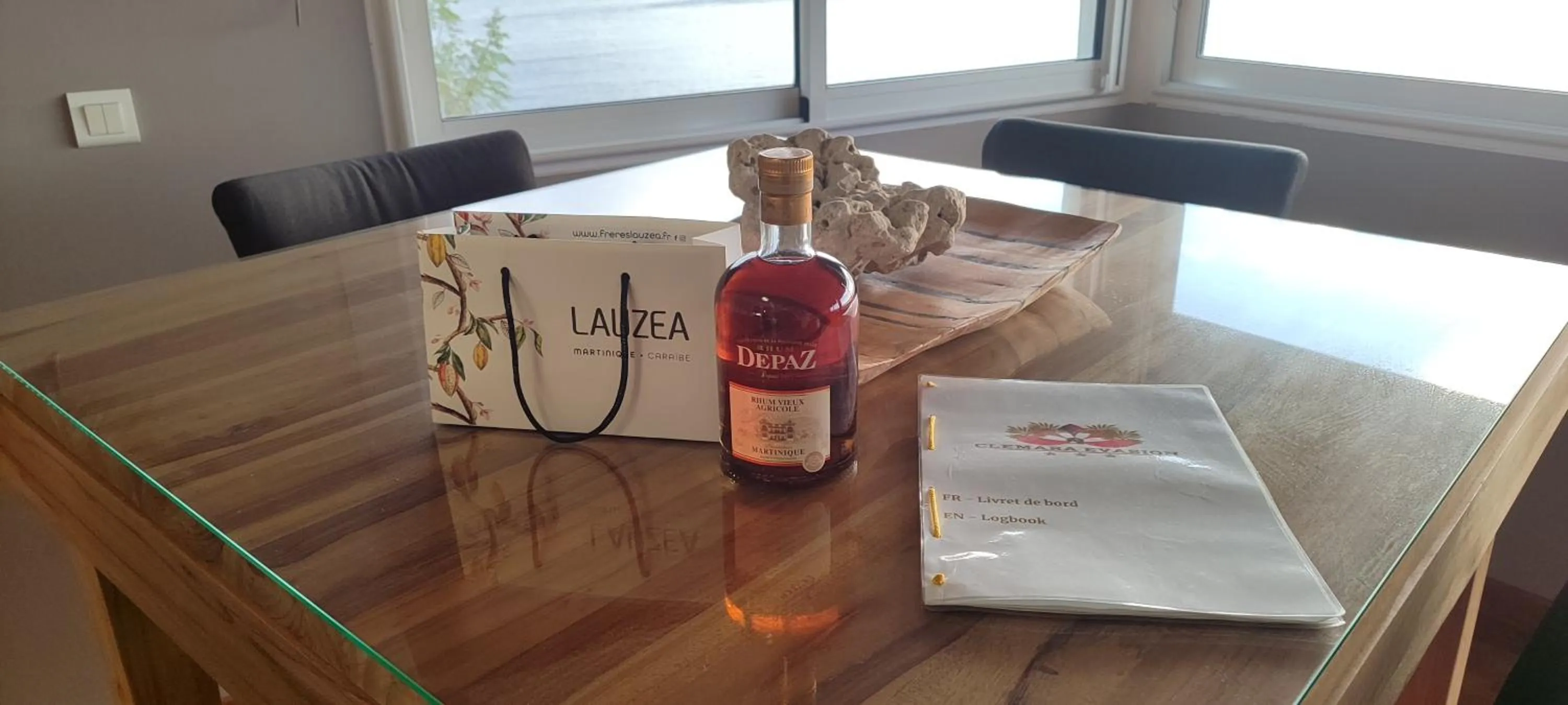 Food and drinks in CLEMARA EVASION