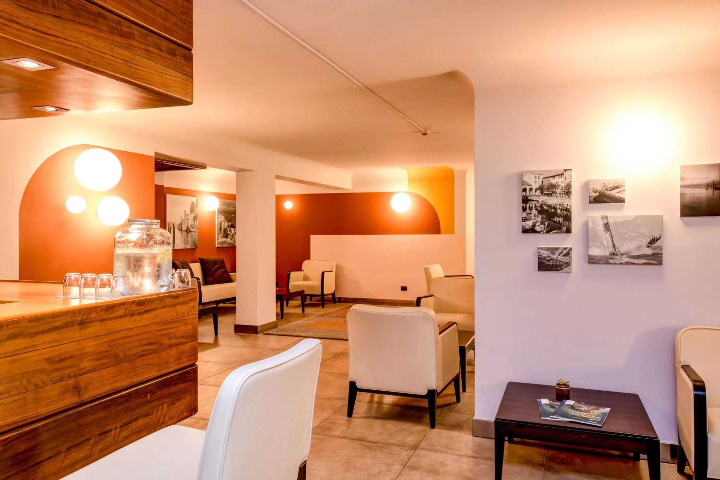 Lobby or reception in Hotel City