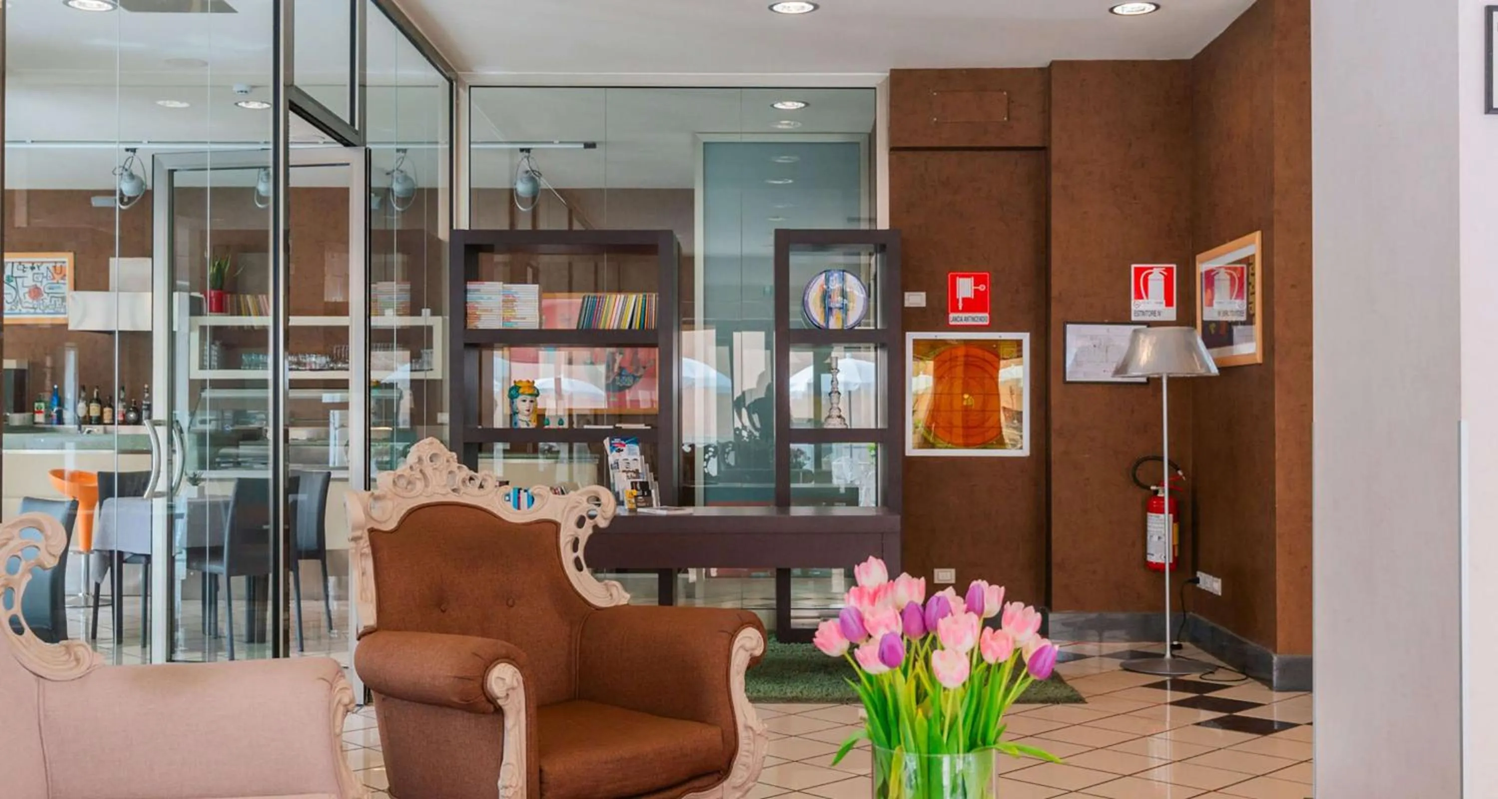 Lobby or reception in Hotel Principe d'Aragona, Sure Hotel Collection by BW