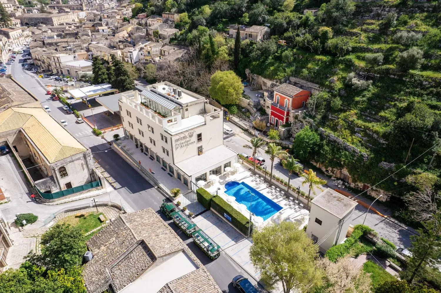 Property building in Hotel Principe d'Aragona, Sure Hotel Collection by BW Property building in Hotel Principe d'Aragona, Sure Hotel Collection by BW