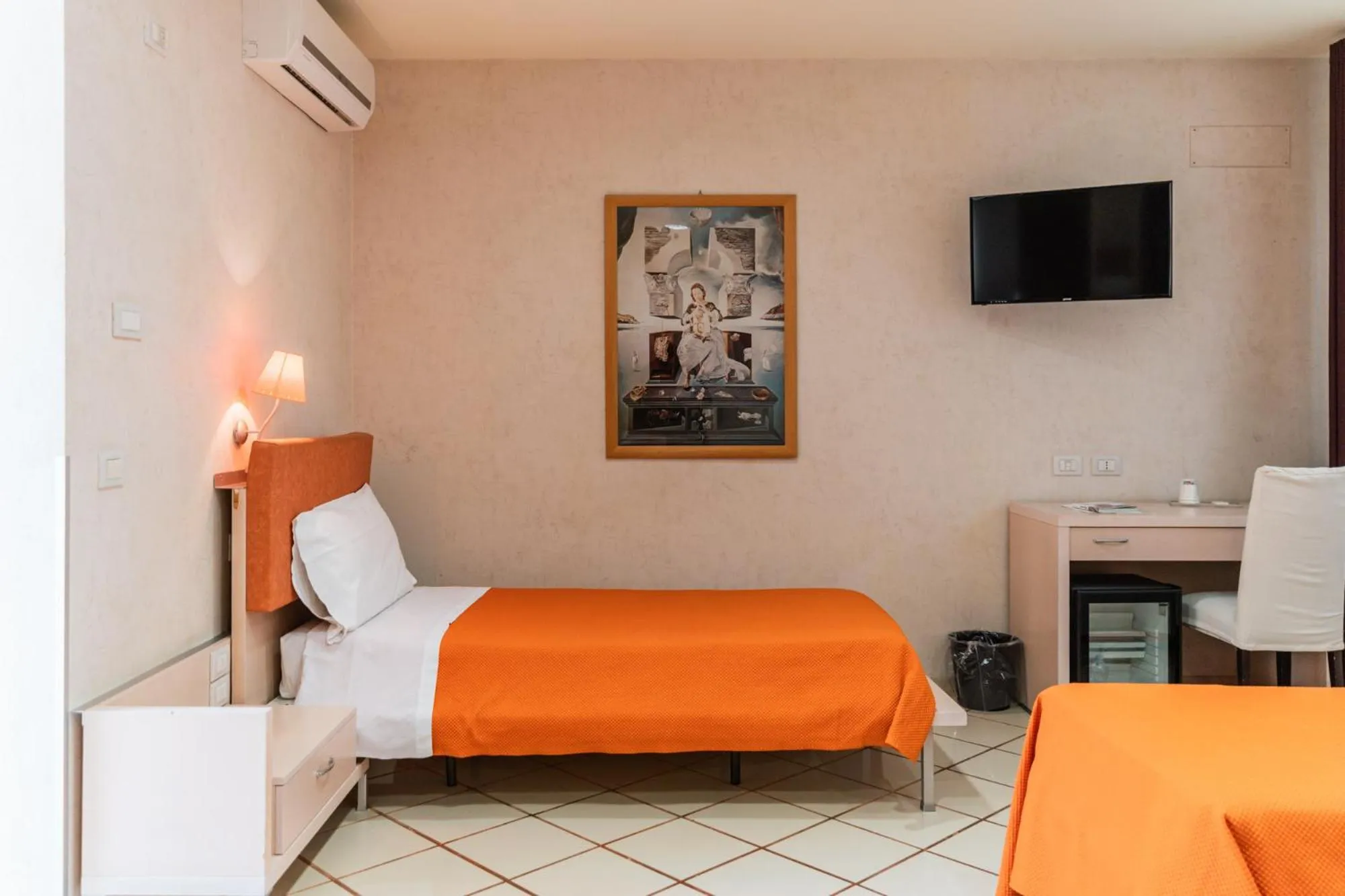 Bedroom, Bed in Hotel Principe d'Aragona, Sure Hotel Collection by BW