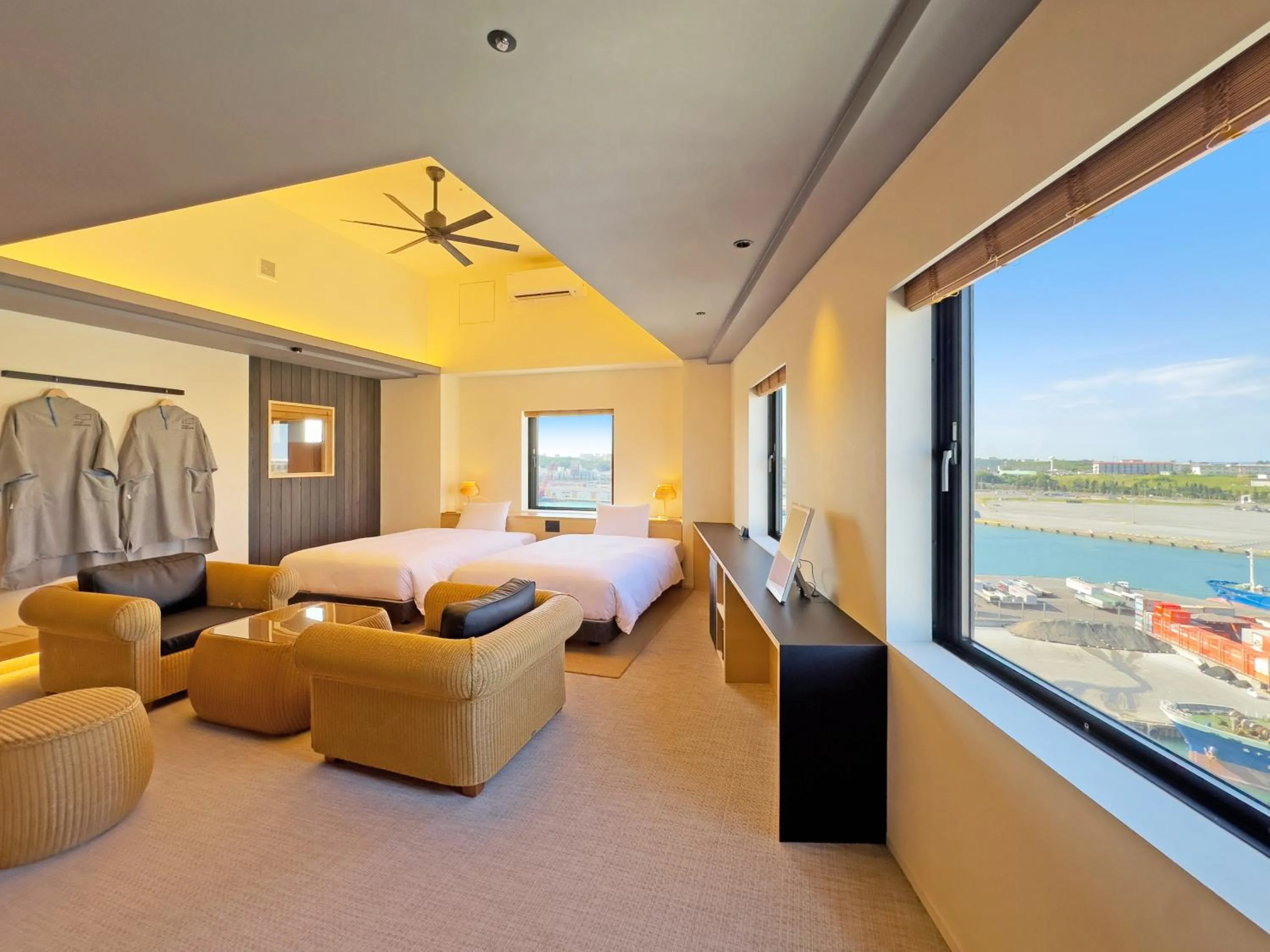 Photo of the whole room, Bed in hotel androoms Naha Port