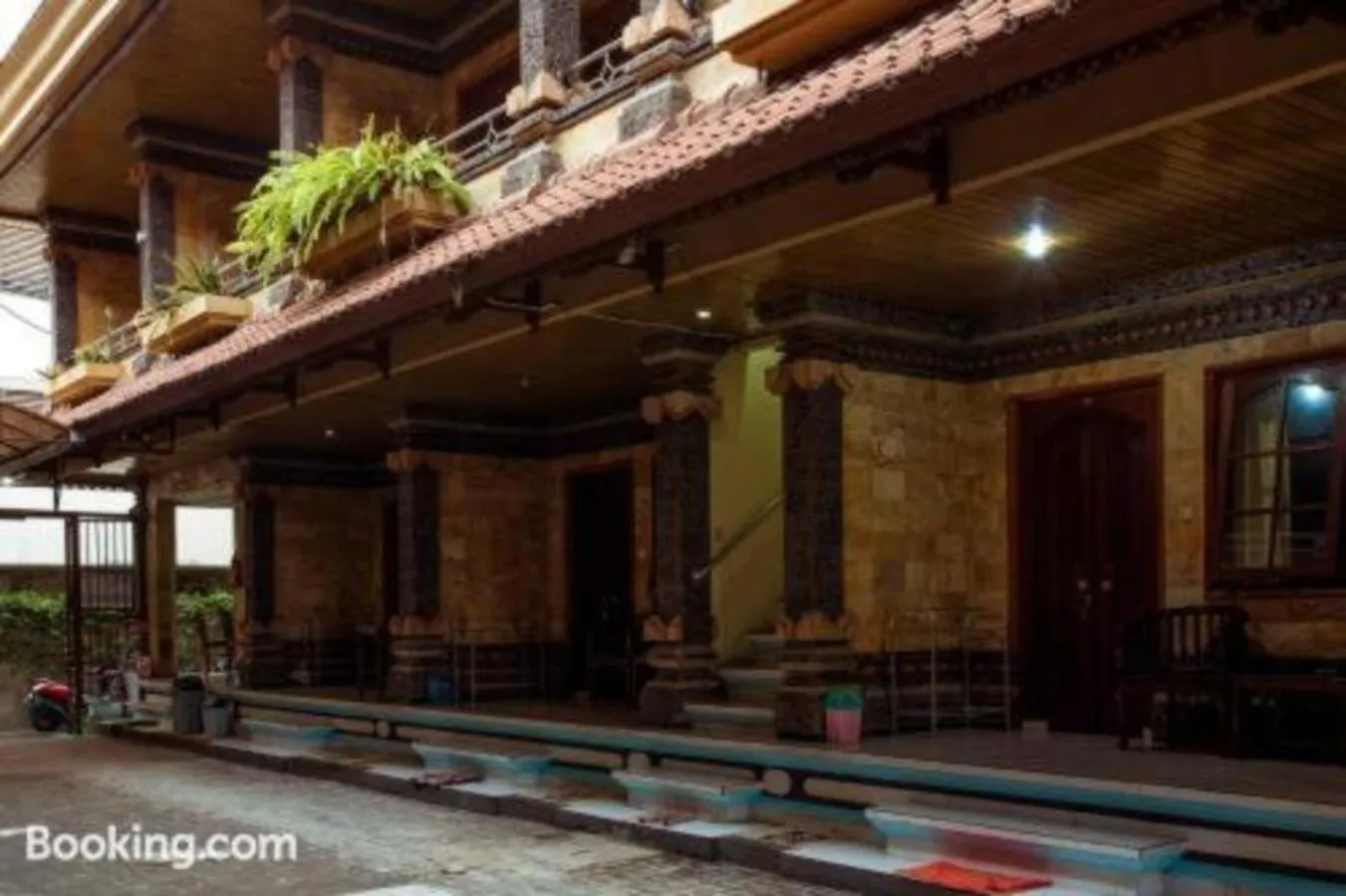 Property building in Segara Sadhu Inn Kuta by ecommerceloka