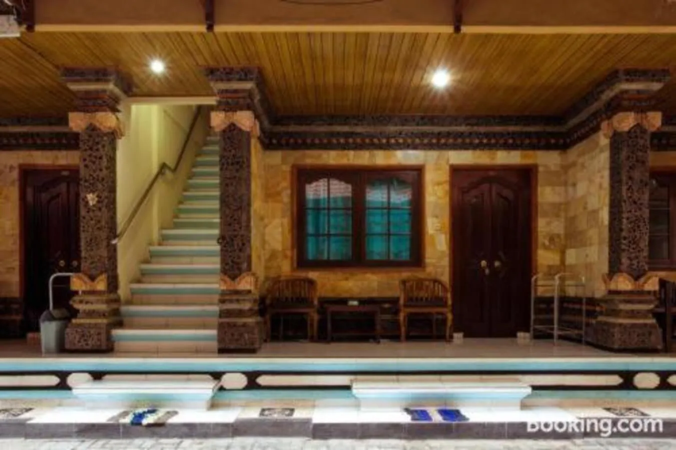 Patio in Segara Sadhu Inn Kuta by ecommerceloka